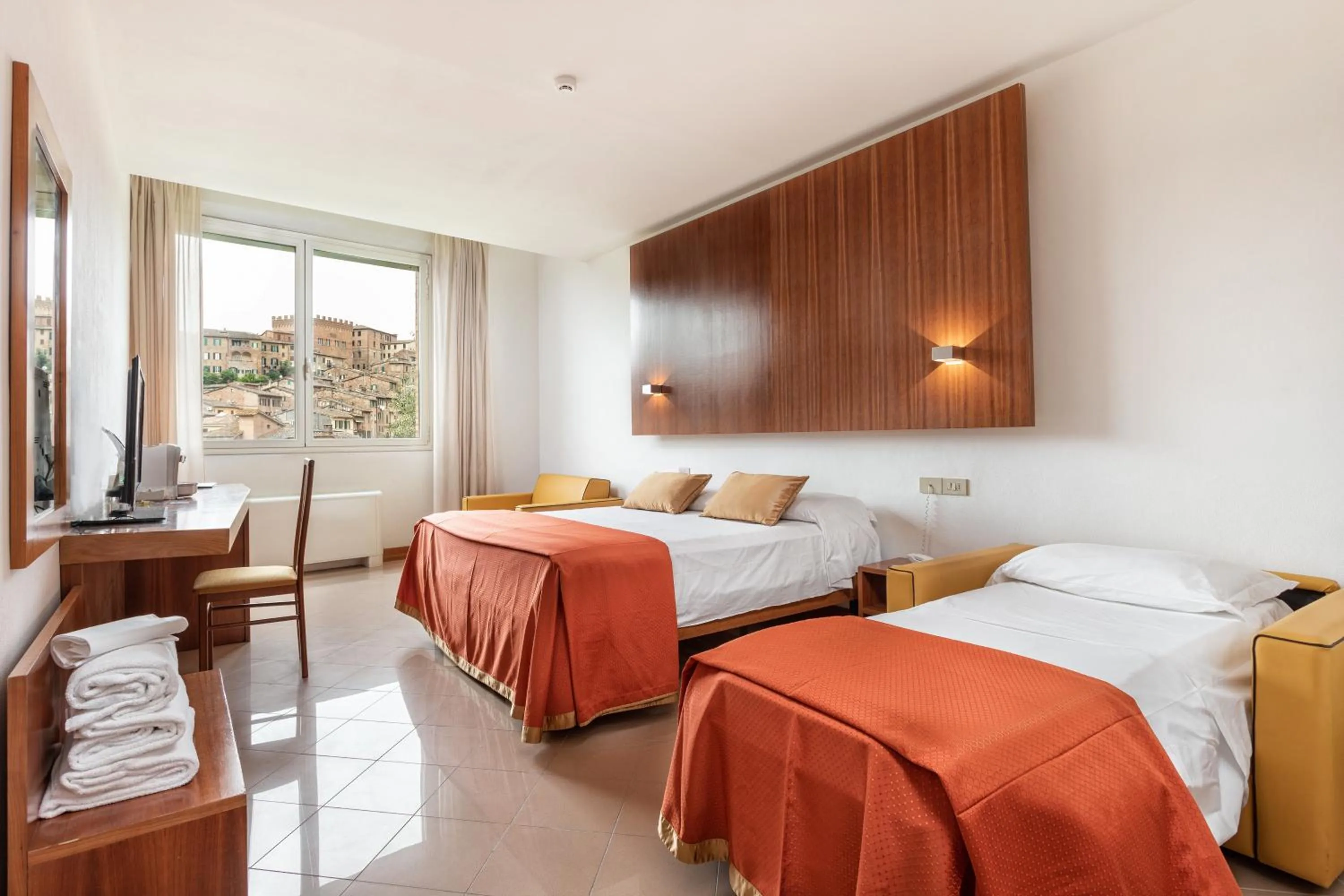 Bedroom, Bed in Hotel Minerva