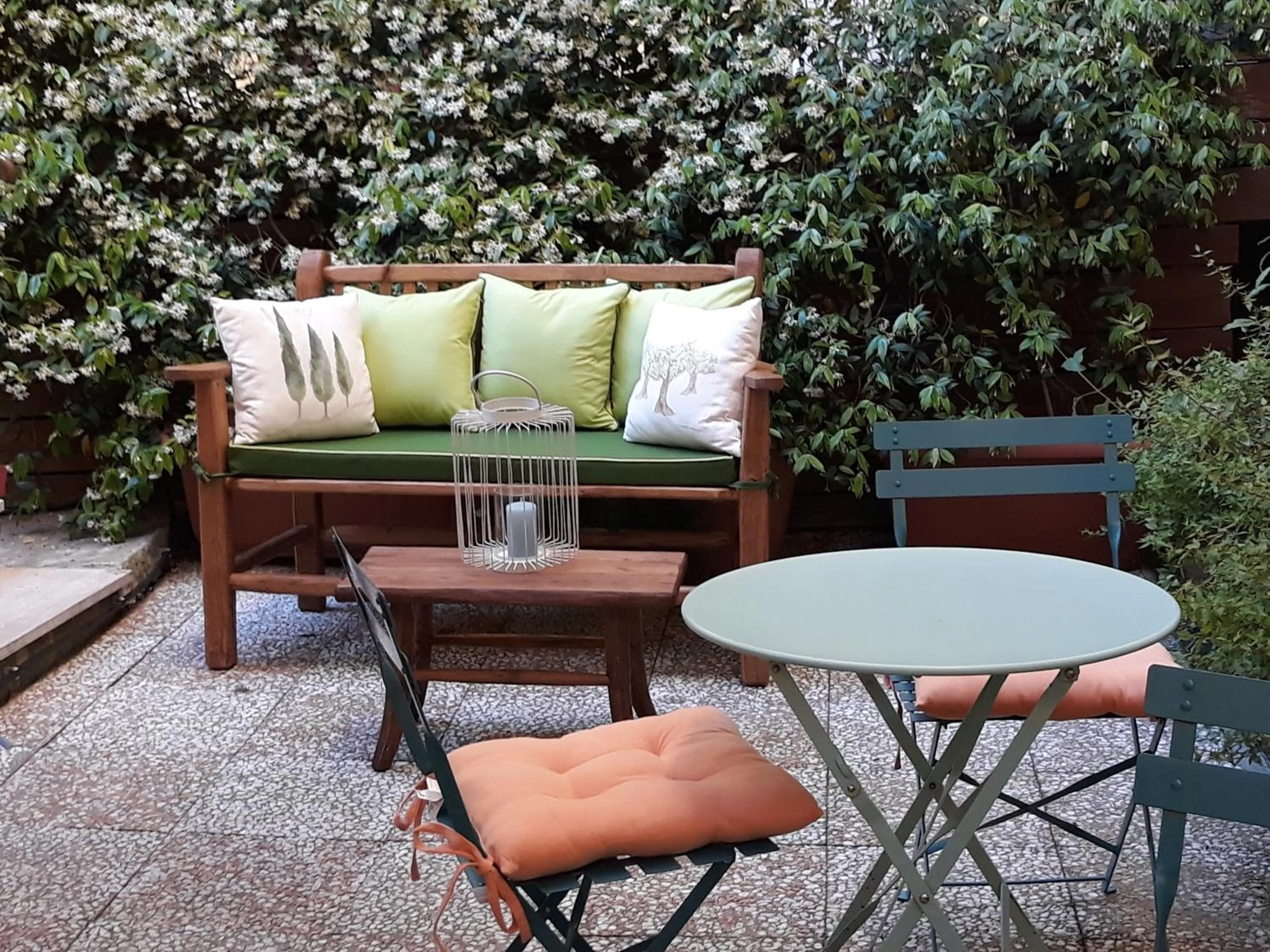 Day in Hotel Minerva