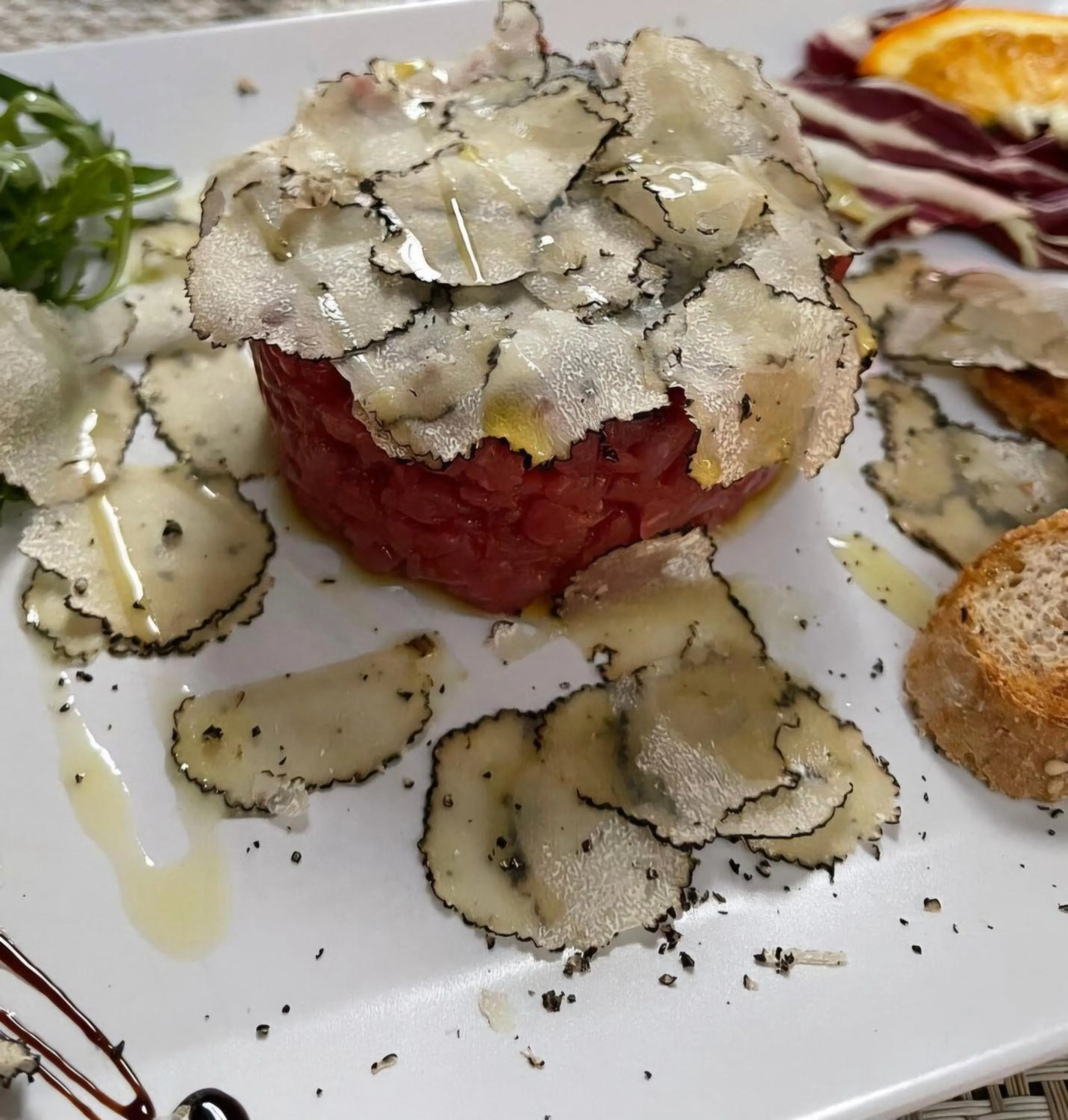 Restaurant/places to eat in Hotel Minerva