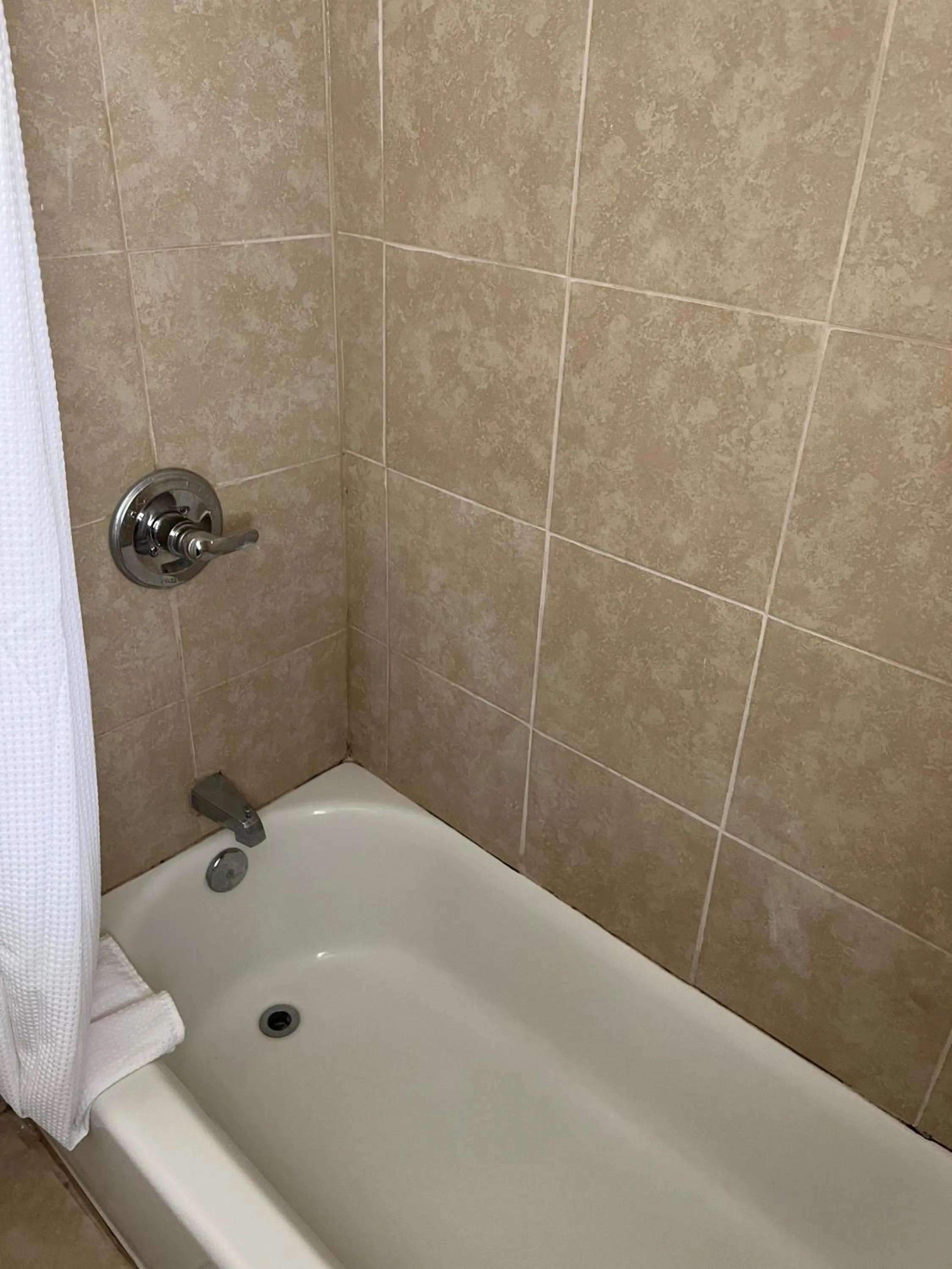 Bathroom in Budget Inn