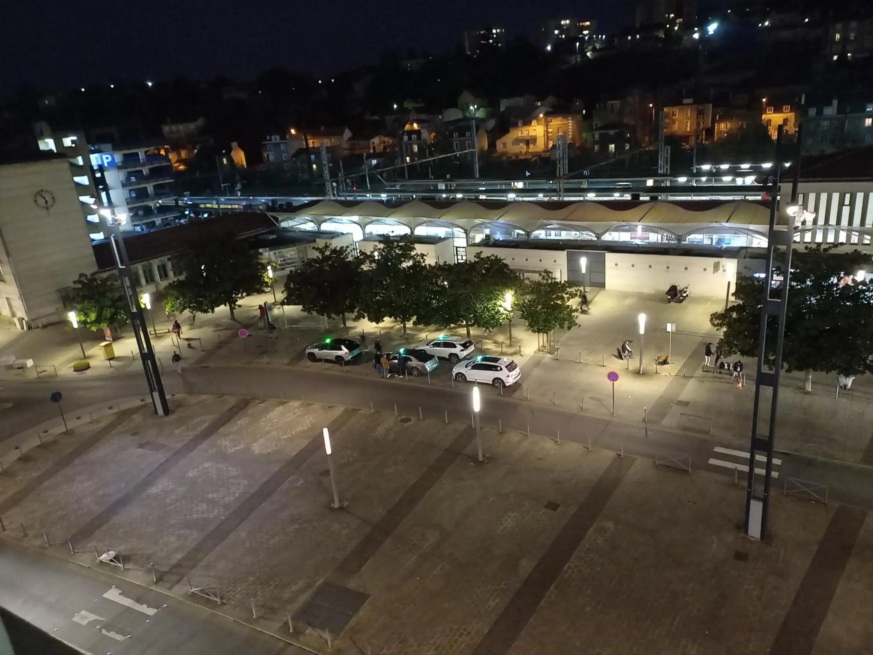 Twin Room in Hôtel Le Prince, Poitiers Gare Twin Room in Hôtel Le Prince, Poitiers Gare