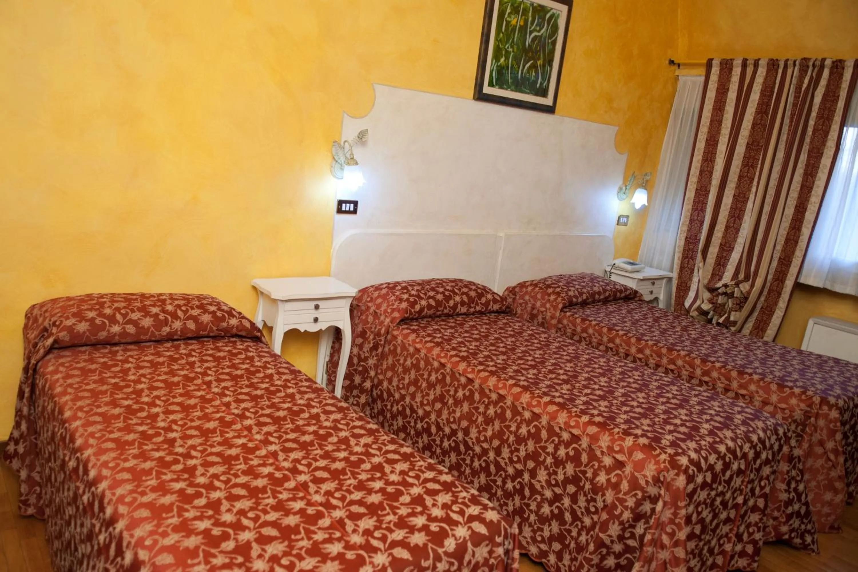 Bedroom, Bed in Ai Ronchi Motor Hotel Brescia
