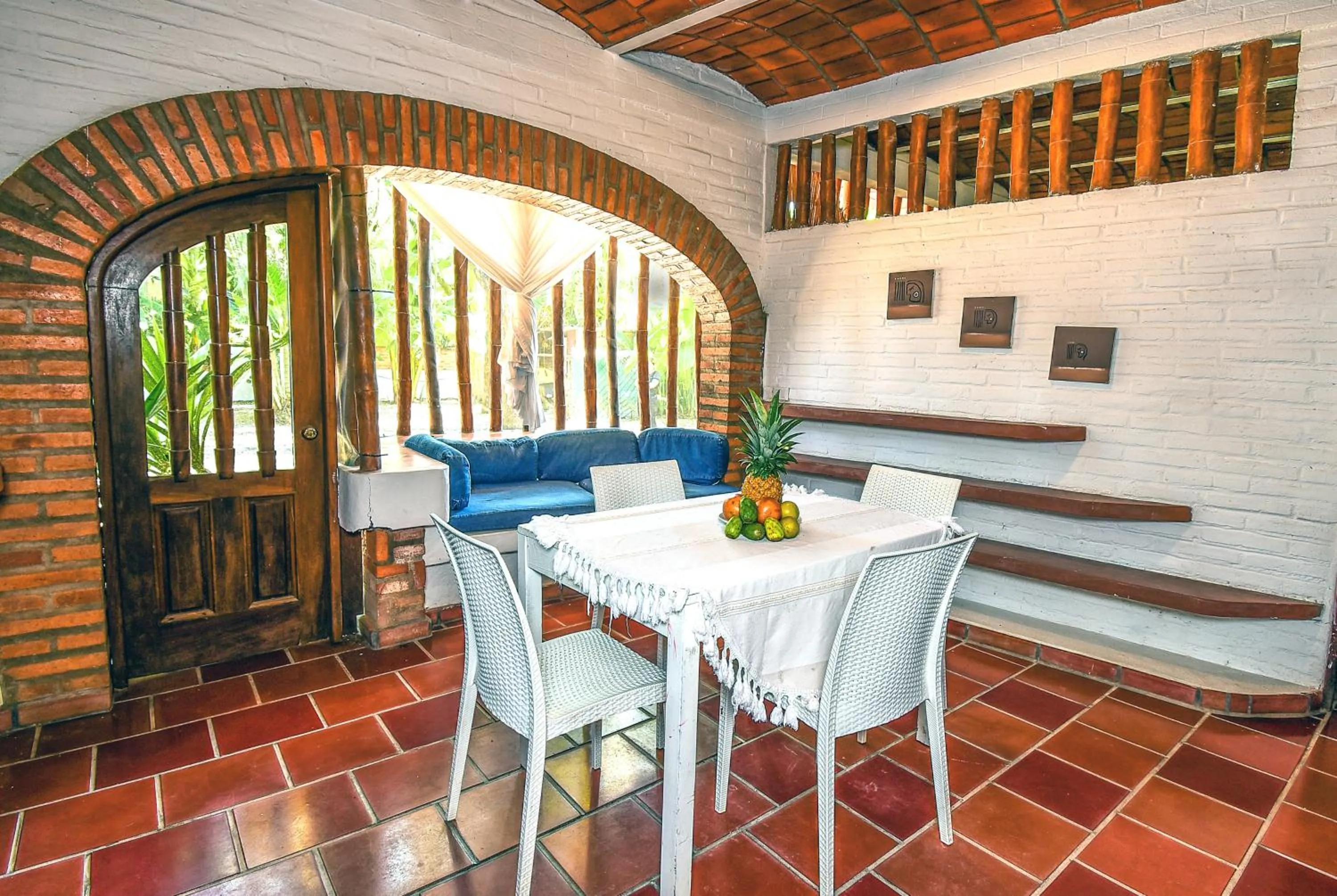 Sayulita Beach House Hotel