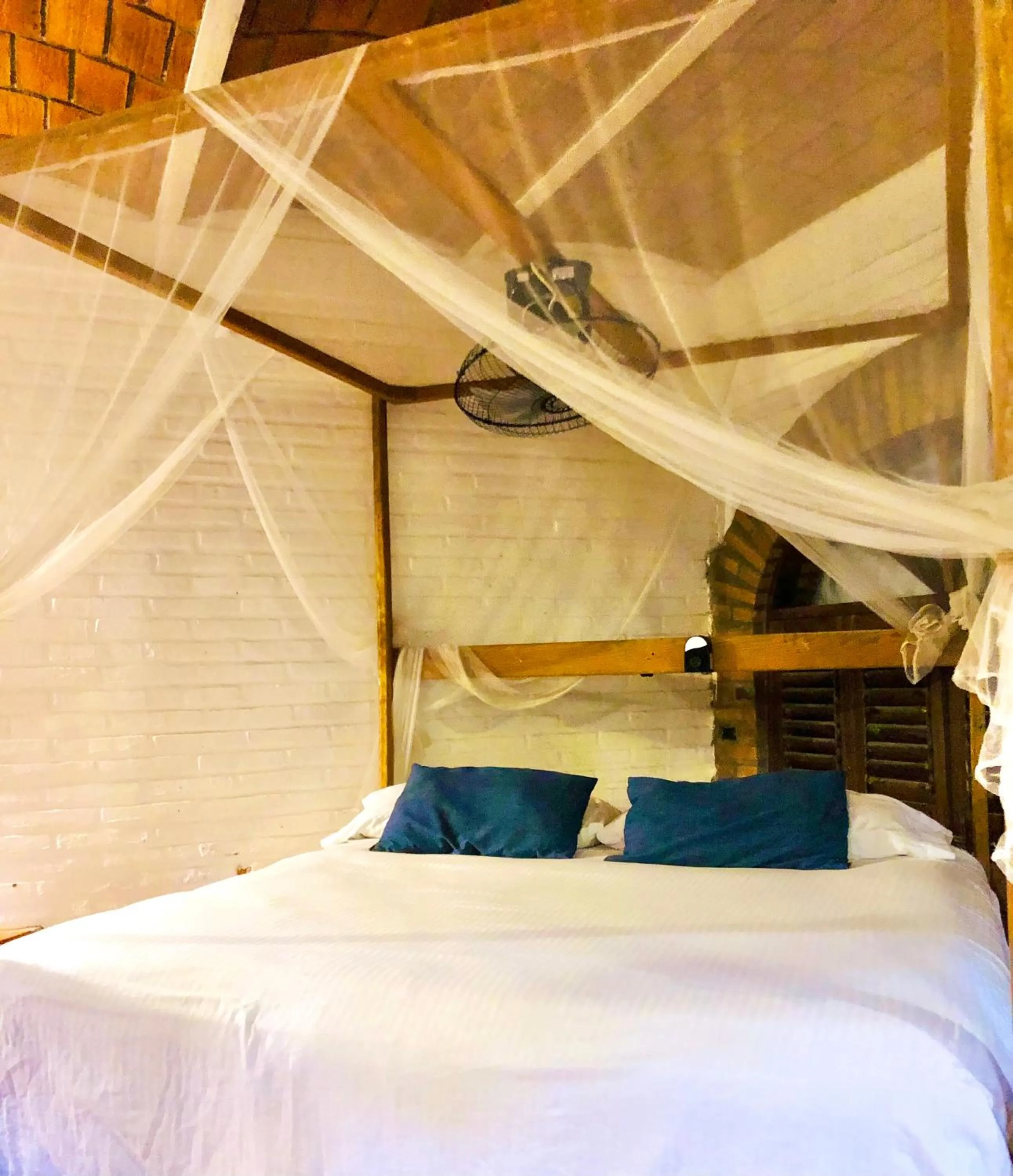 Bed in Sayulita Beach House Hotel