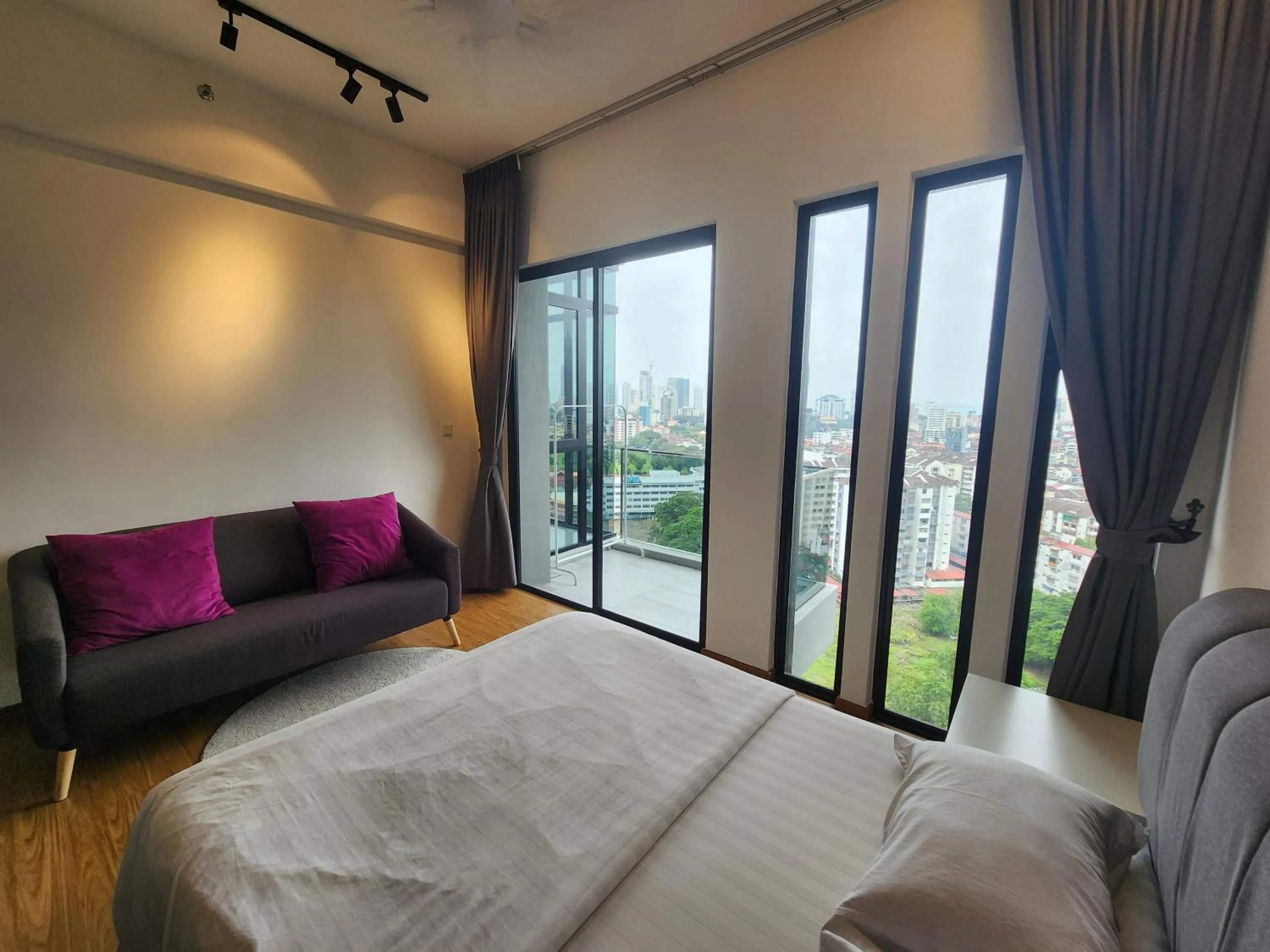 Bed in Beacon Executive Suites