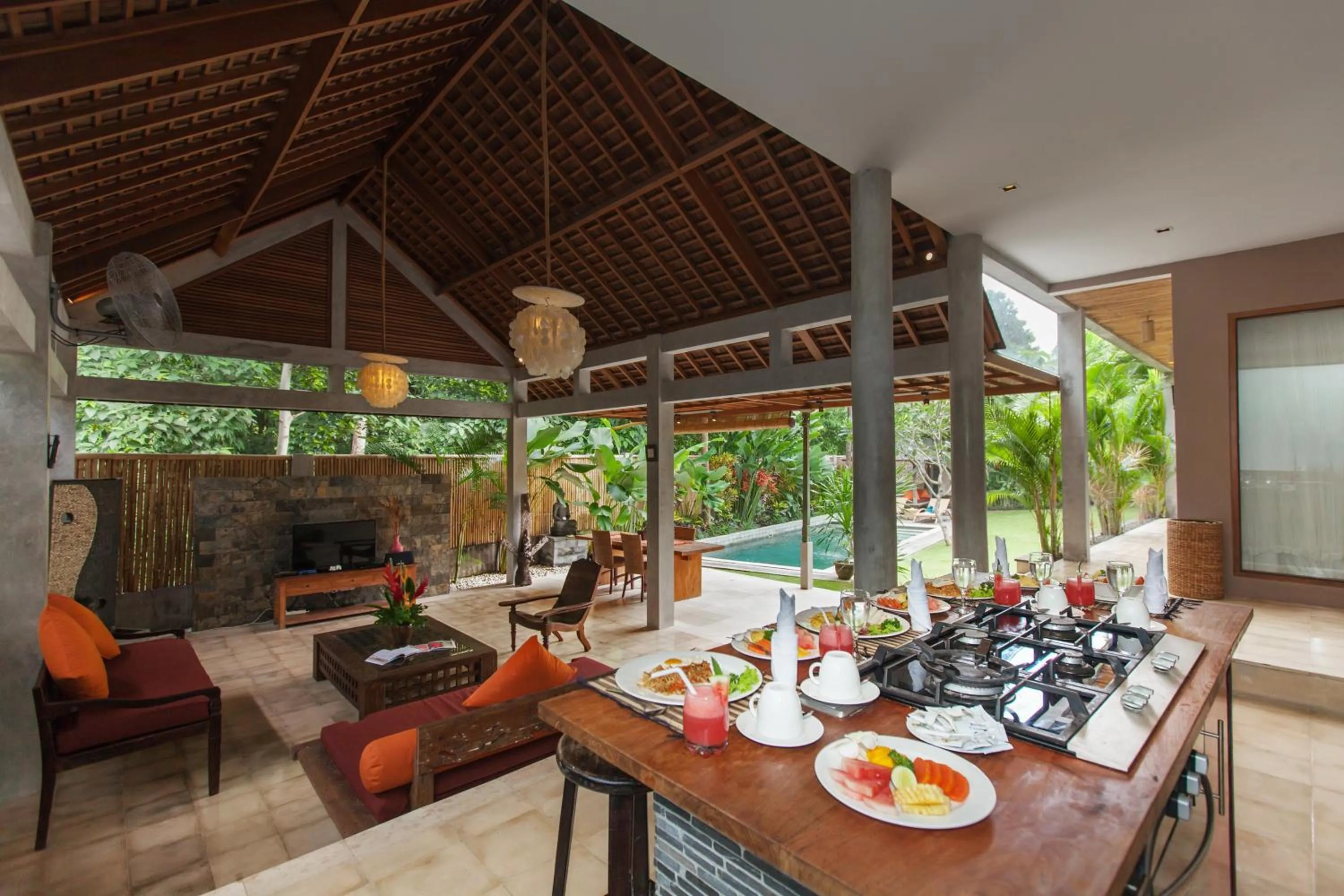 Restaurant/places to eat in Villa Liang by Nagisa Bali