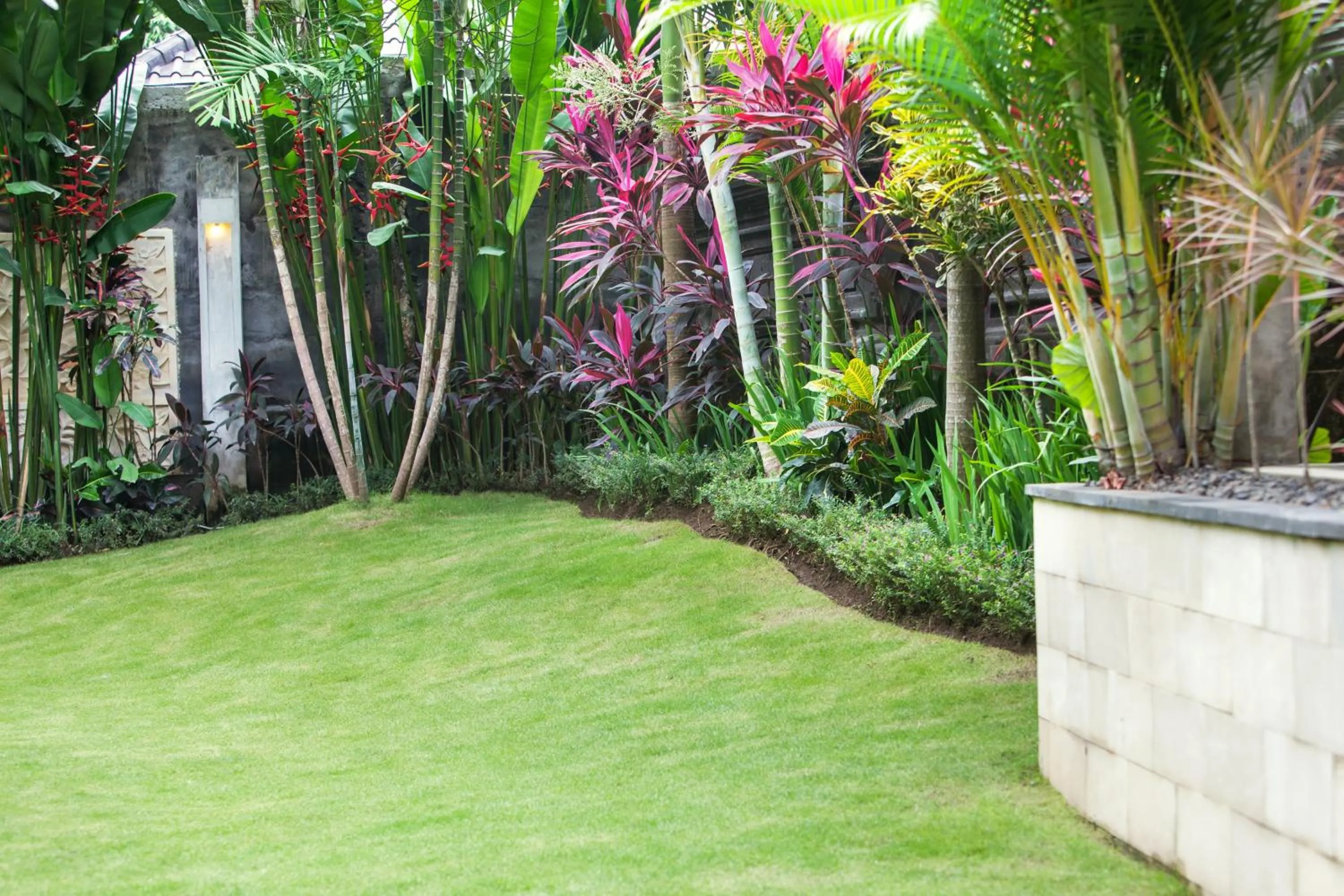 Garden in Villa Liang by Nagisa Bali