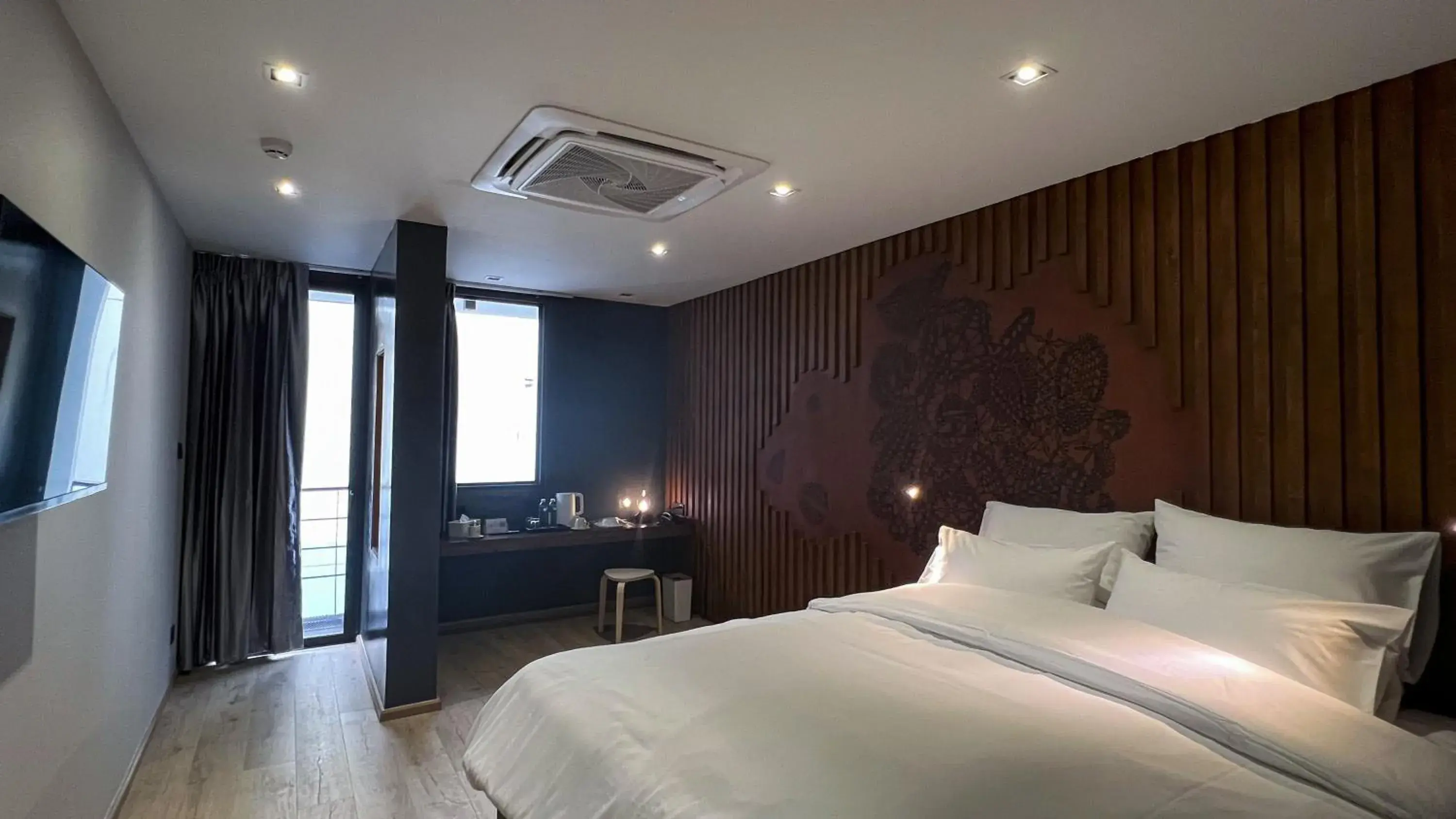 Photo of the whole room, Bed in The Nhorm Hotel Ratchada Photo of the whole room, Bed in The Nhorm Hotel Ratchada