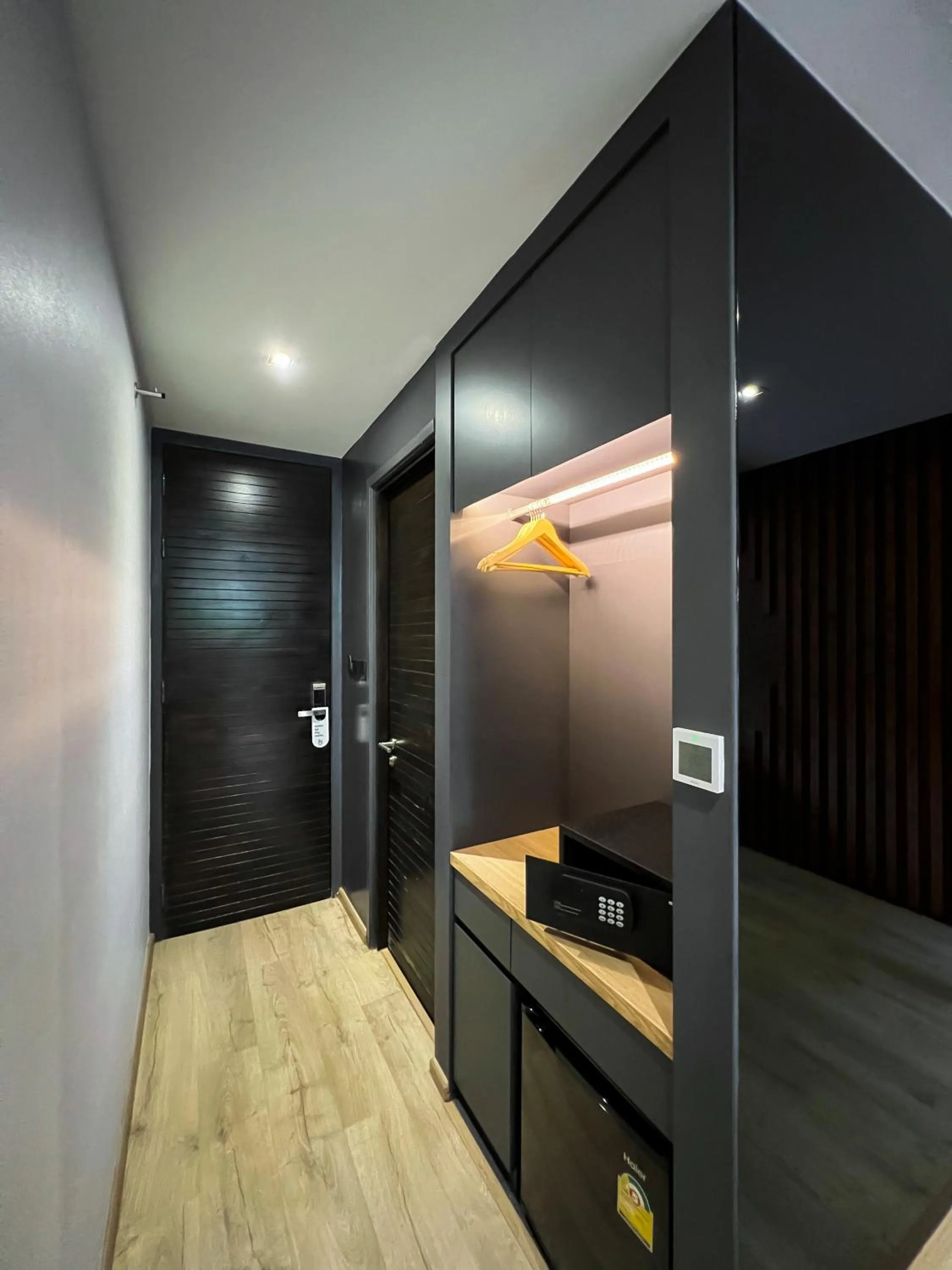 Photo of the whole room in The Nhorm Hotel Ratchada