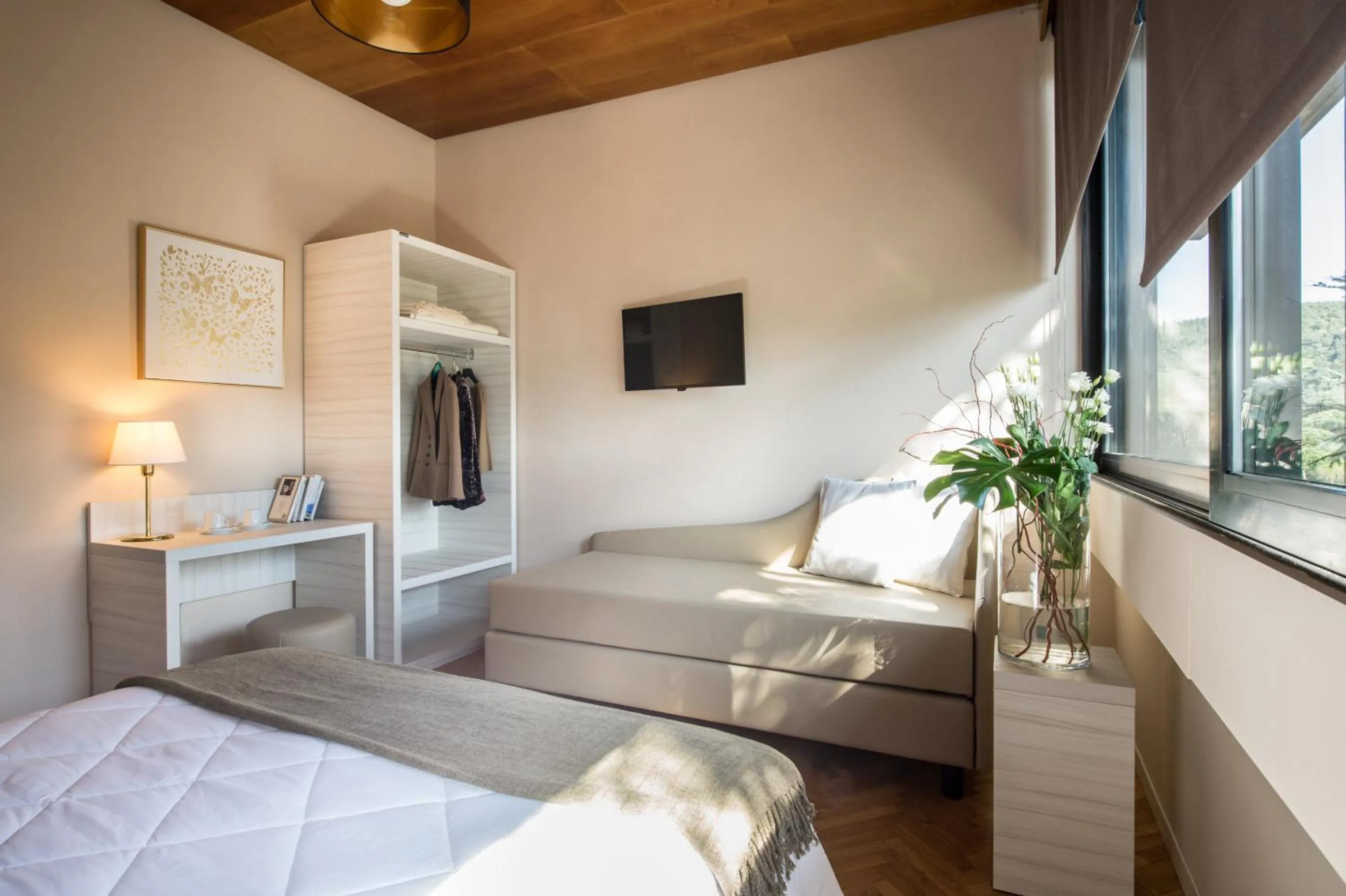 Bedroom, Bed in Grand Hotel Panoramic