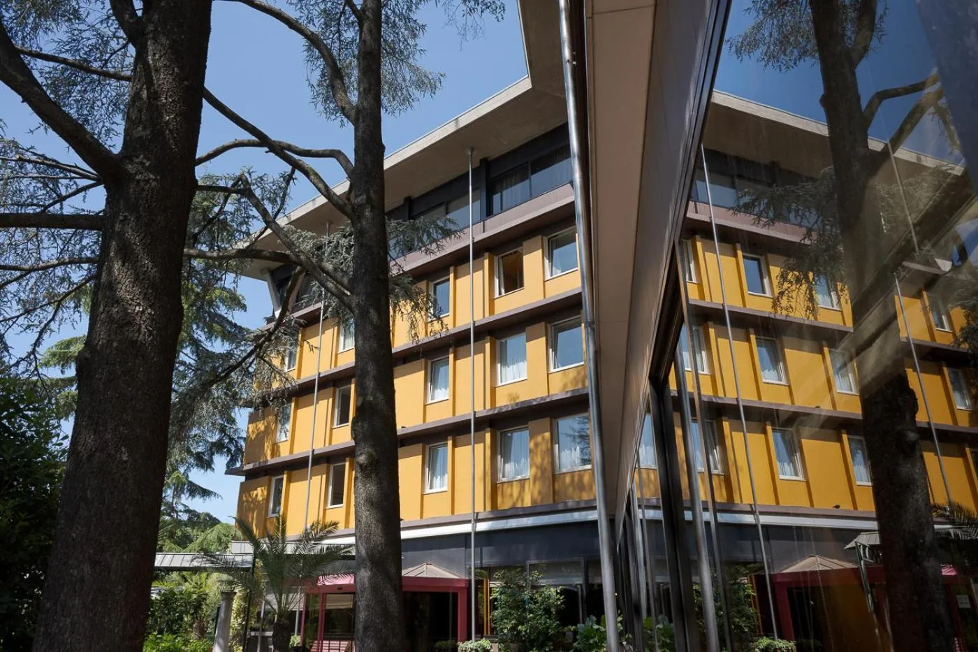 Property building in Grand Hotel Panoramic