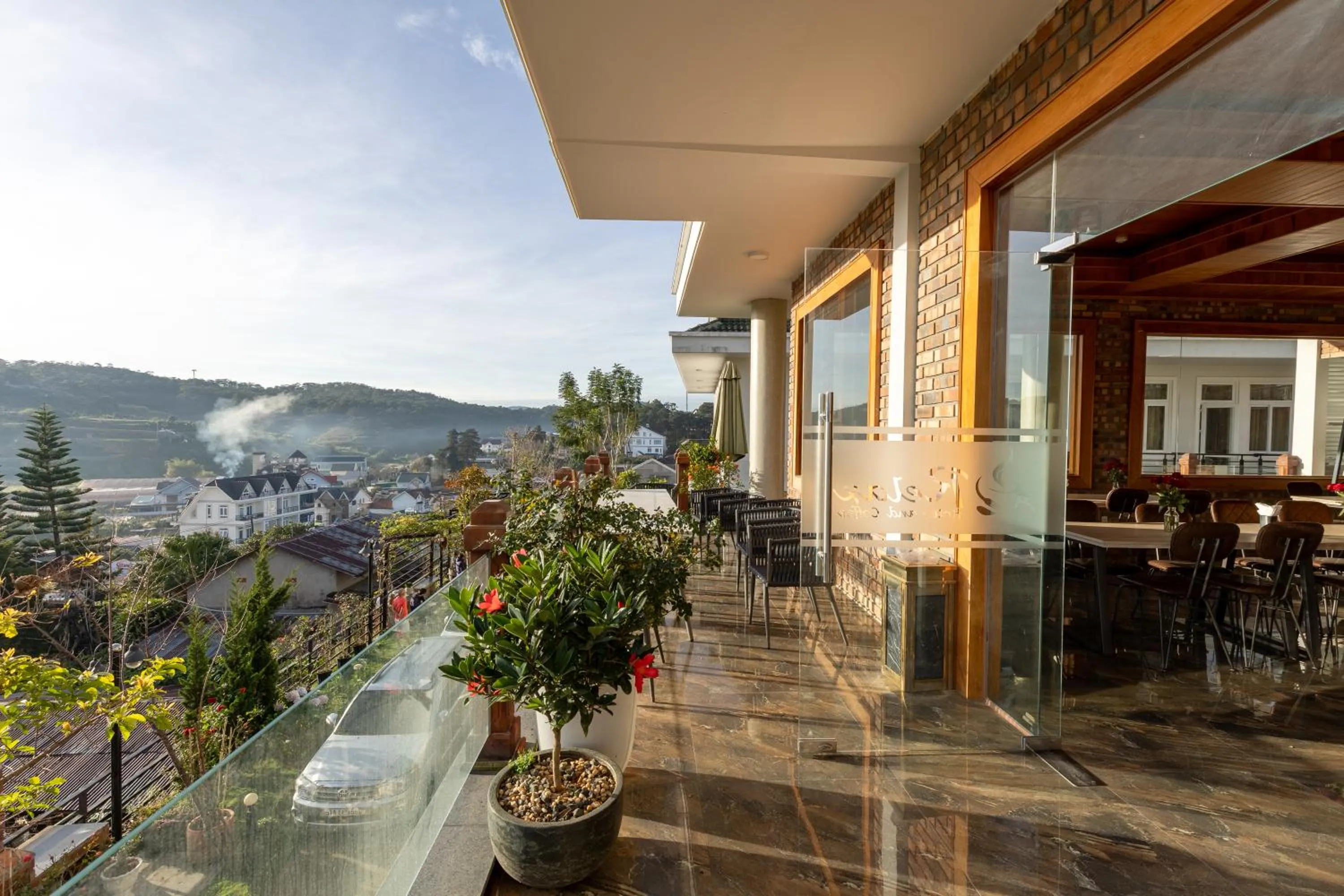 Balcony/Terrace in Relax Hotel by Ixorat