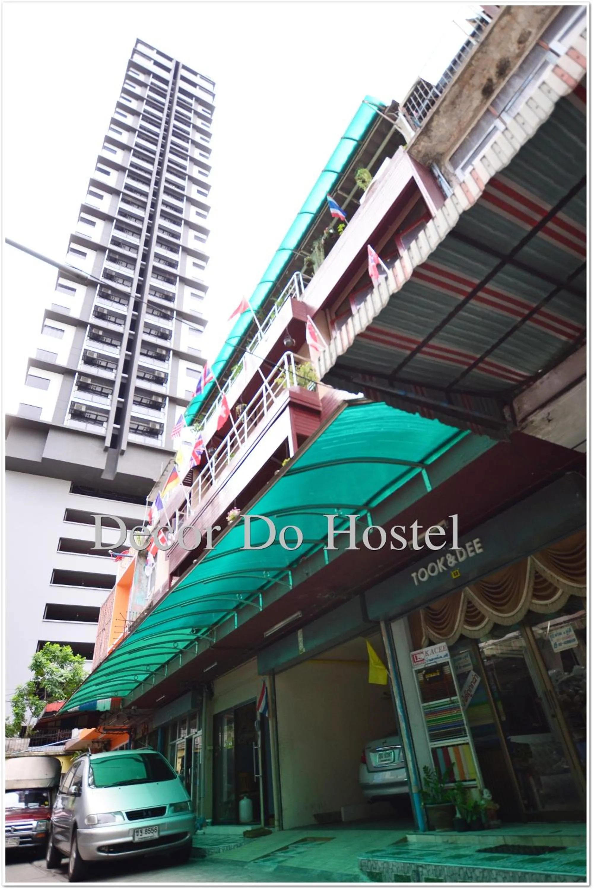 Property building in Decordo Hostel