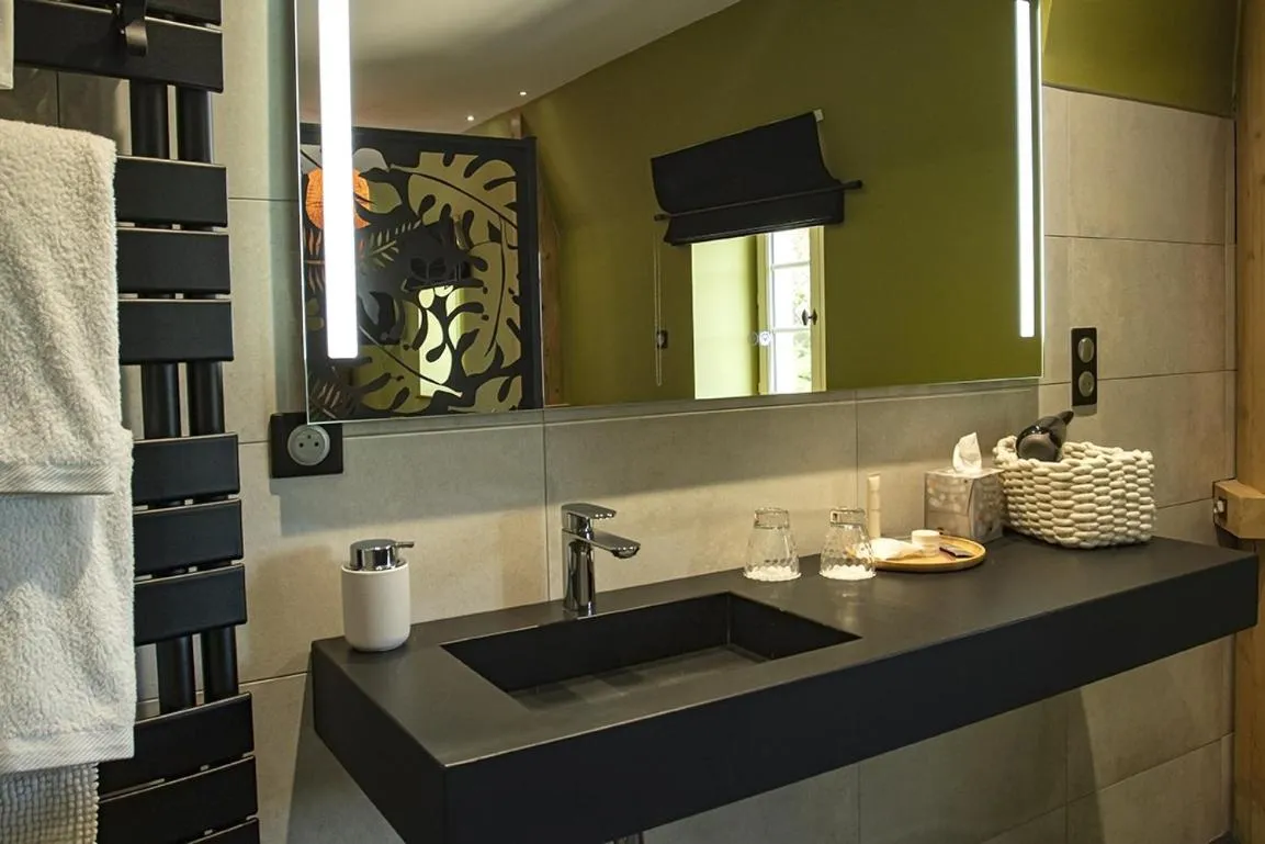 Bathroom in Le Terminus