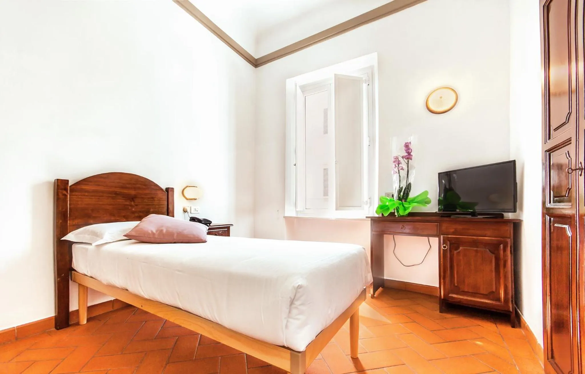 Photo of the whole room, Bed in Hotel Costantini