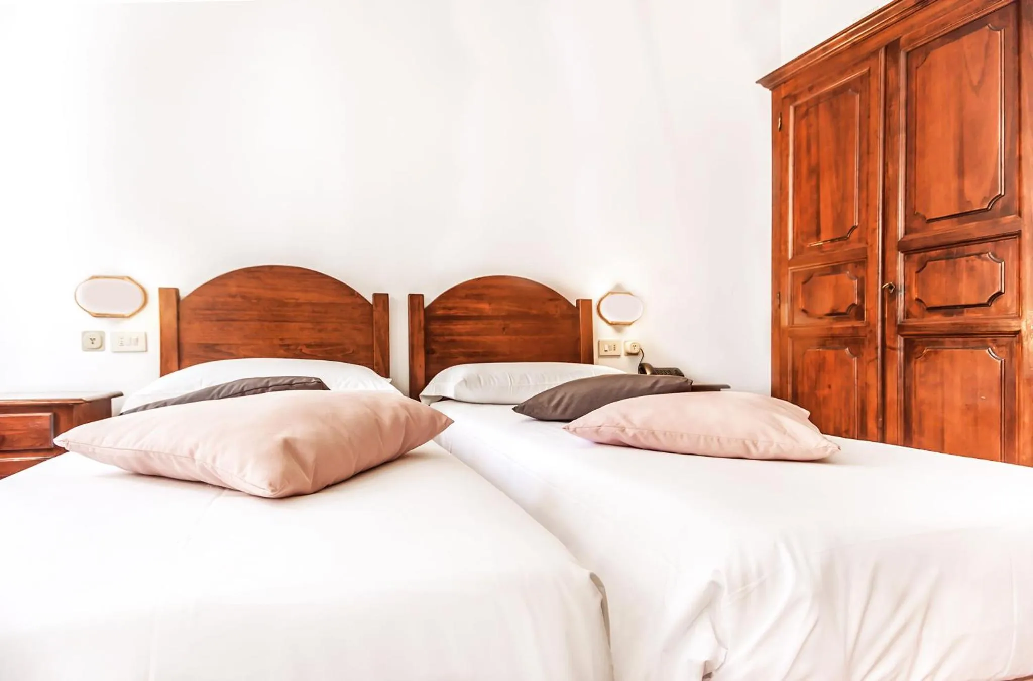 Bedroom, Bed in Hotel Costantini