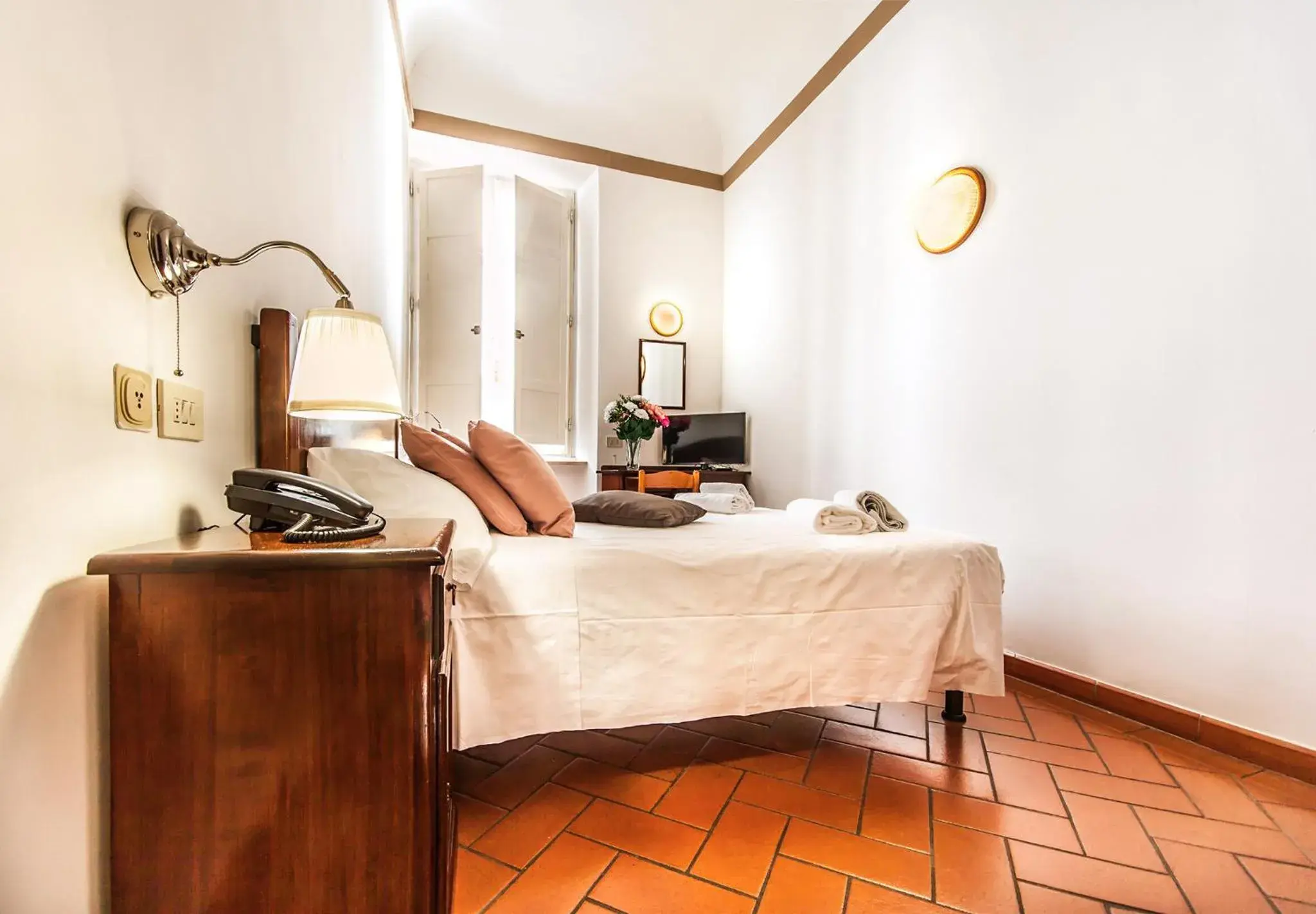 Bedroom, Bed in Hotel Costantini Bedroom, Bed in Hotel Costantini