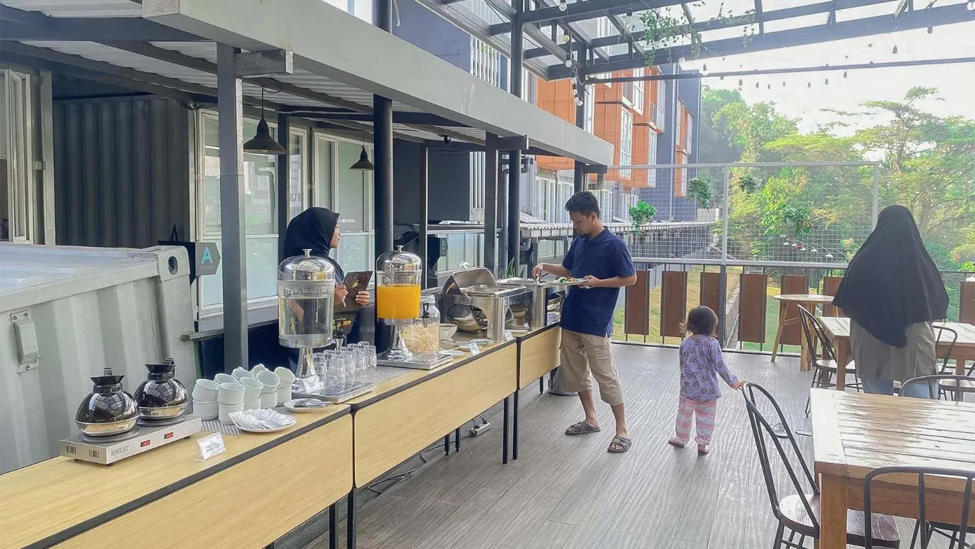 Restaurant/places to eat in My Dormy Hostel UMM Restaurant/places to eat in My Dormy Hostel UMM