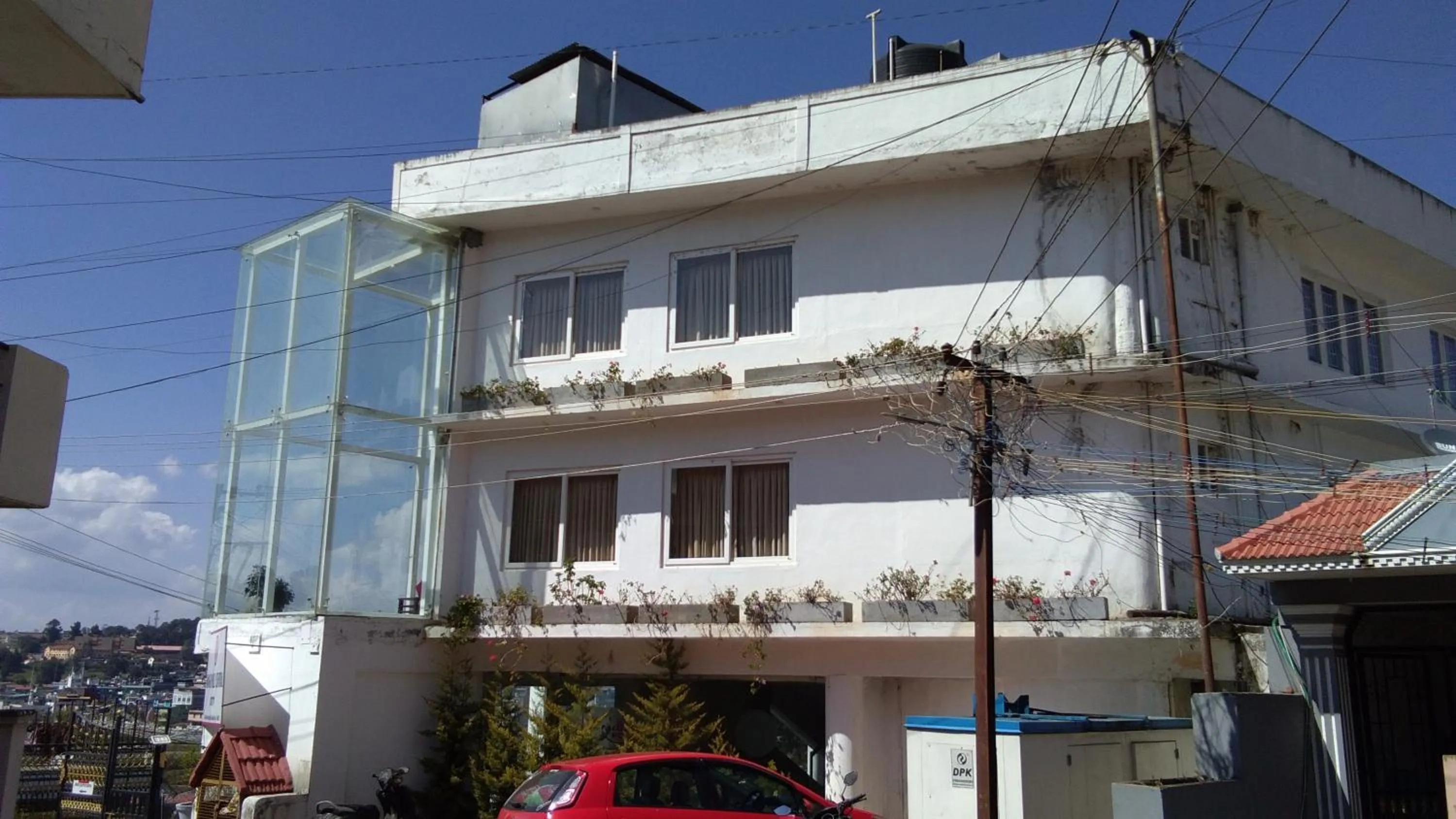 Property building in Mango Hill Central Ooty