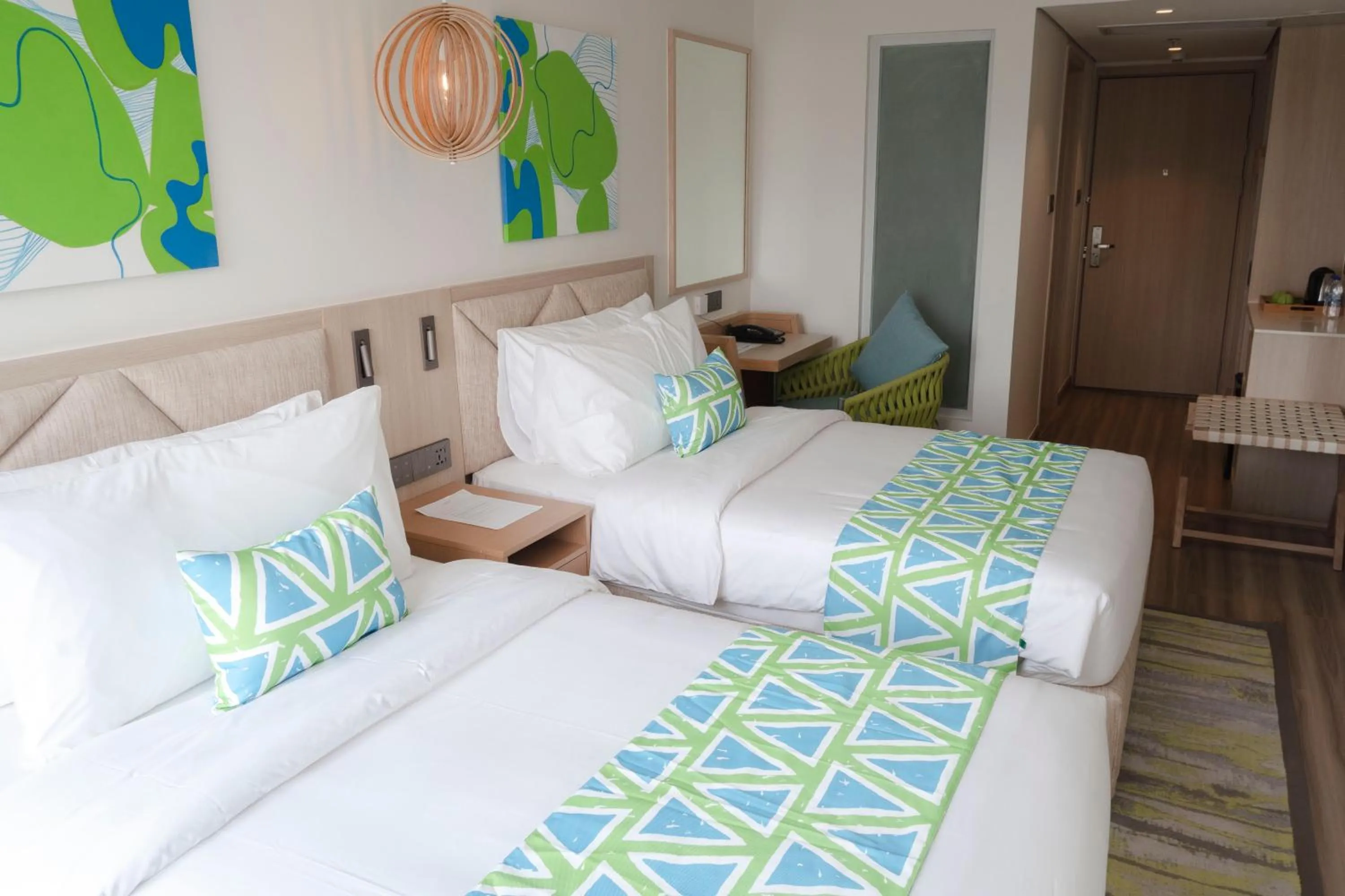 Bedroom, Bed in Lime Resort Manila