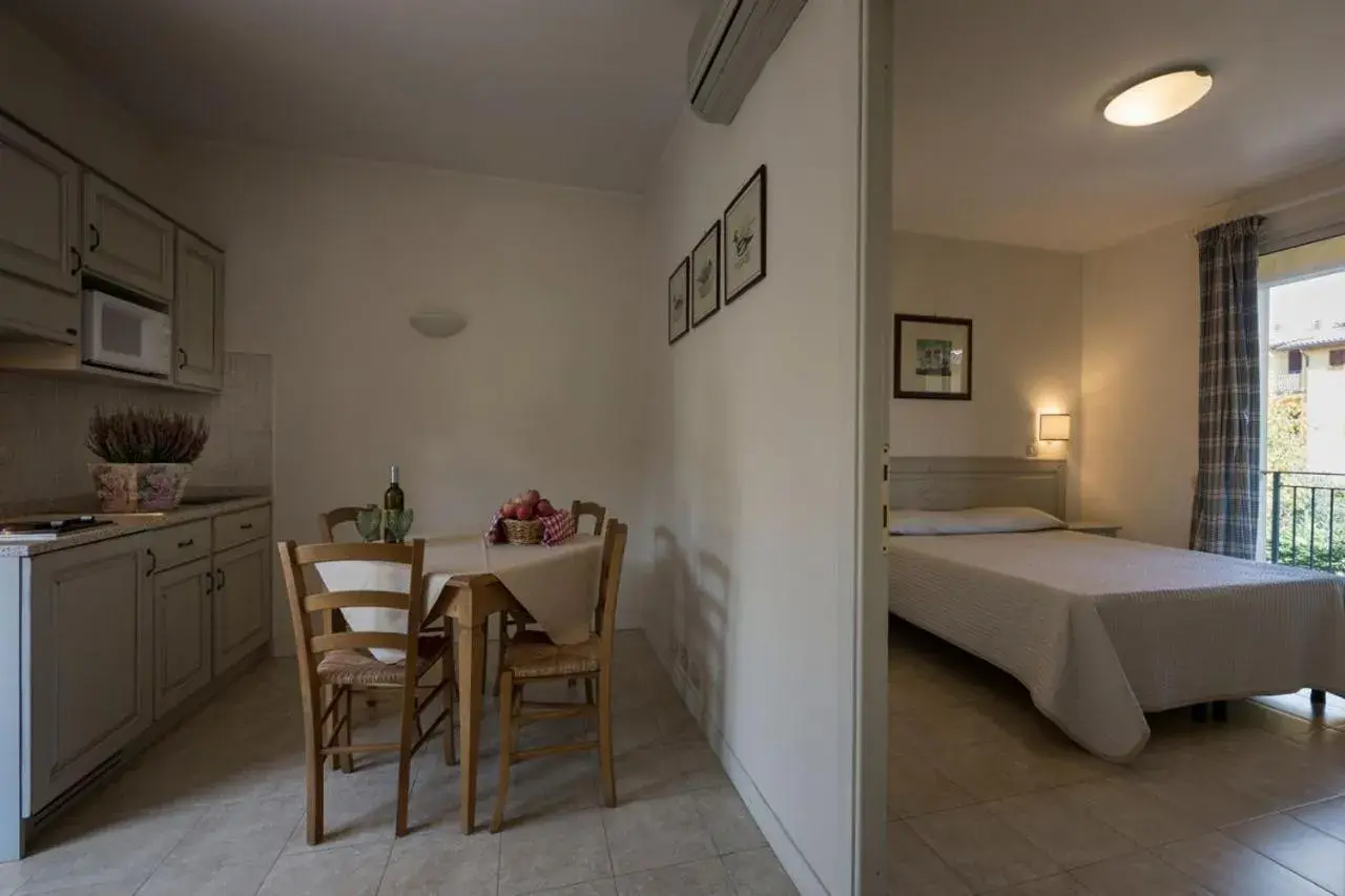 Superior Double Room in Parkhotel Montigeto Superior Double Room in Parkhotel Montigeto