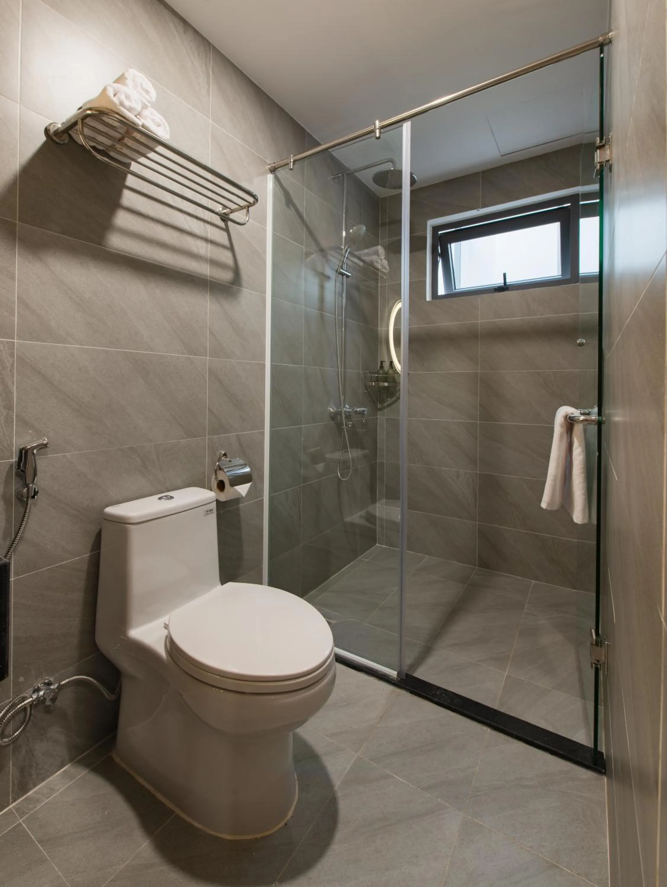 Toilet in The Anchor Apartment - Nha Trang