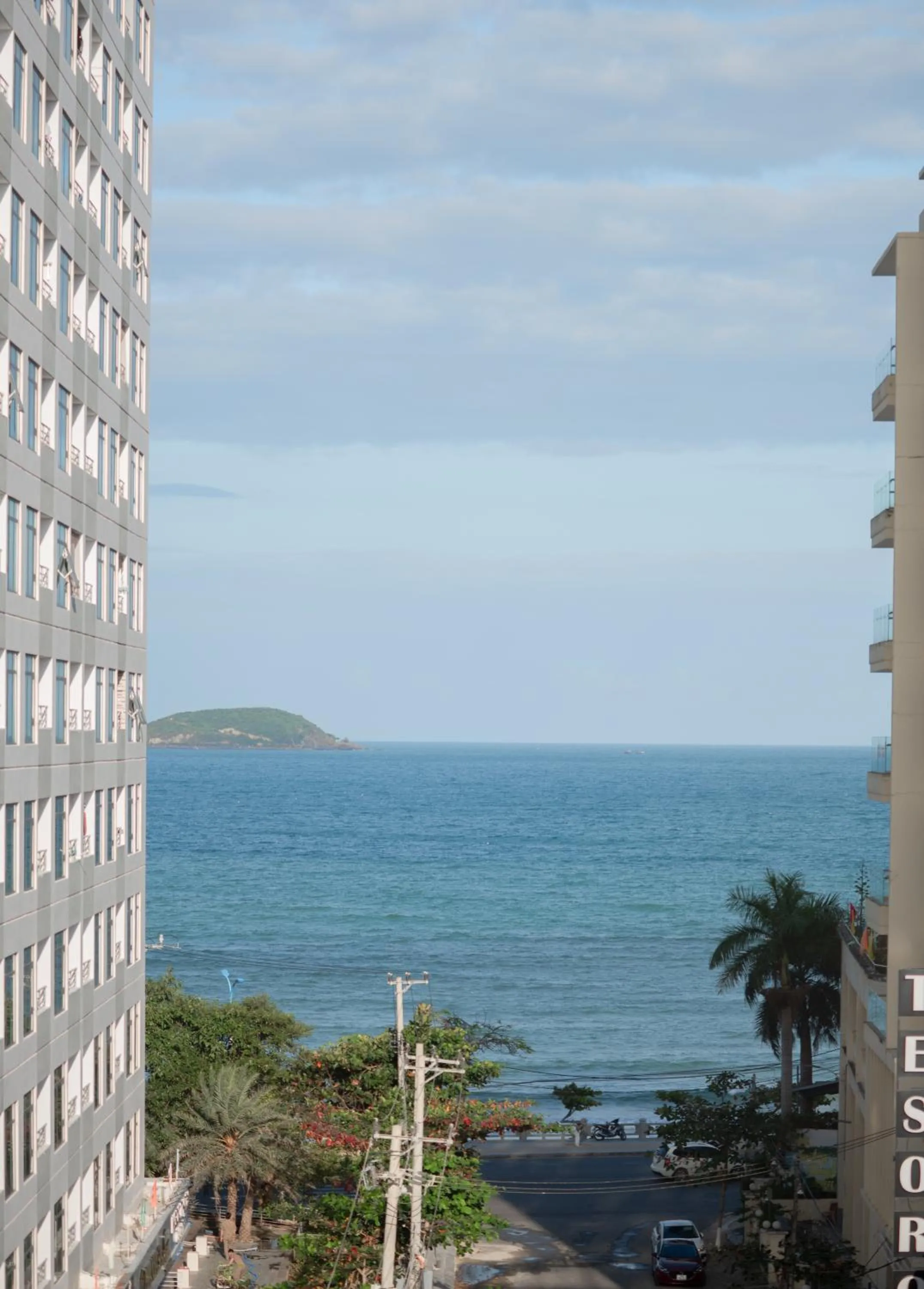 Beach in The Anchor Apartment - Nha Trang
