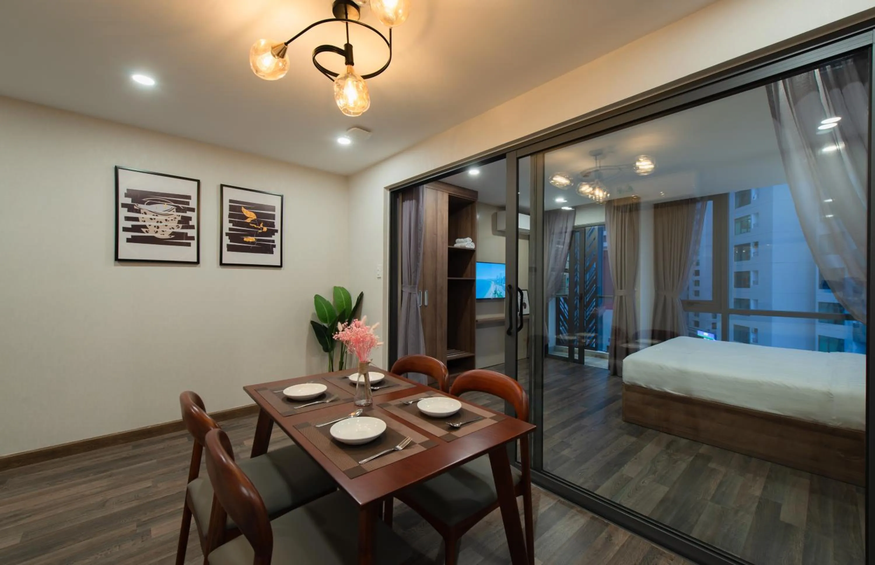 Dining area, Bed in The Anchor Apartment - Nha Trang
