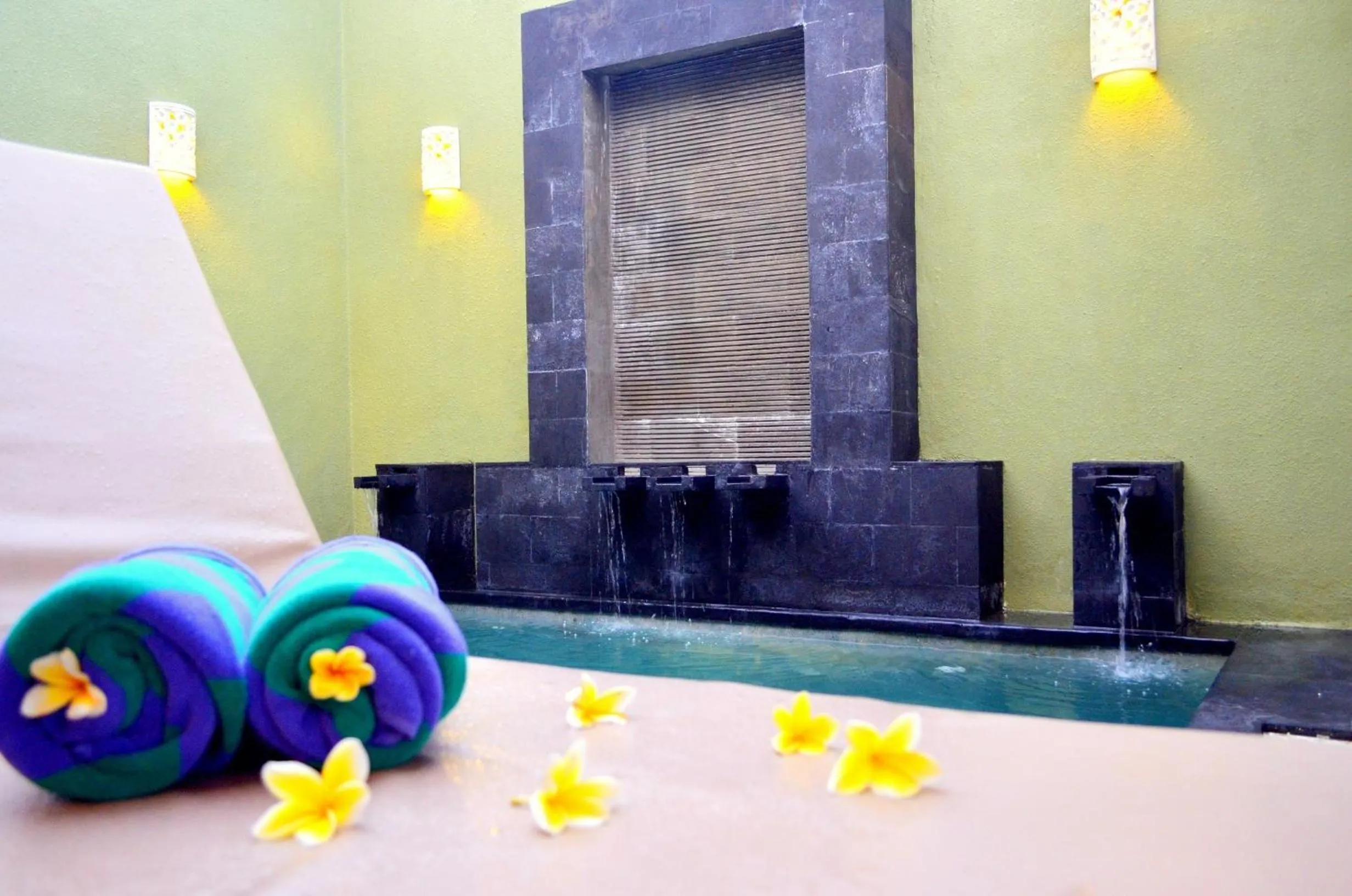 Day in Jas Green Villas and Spa