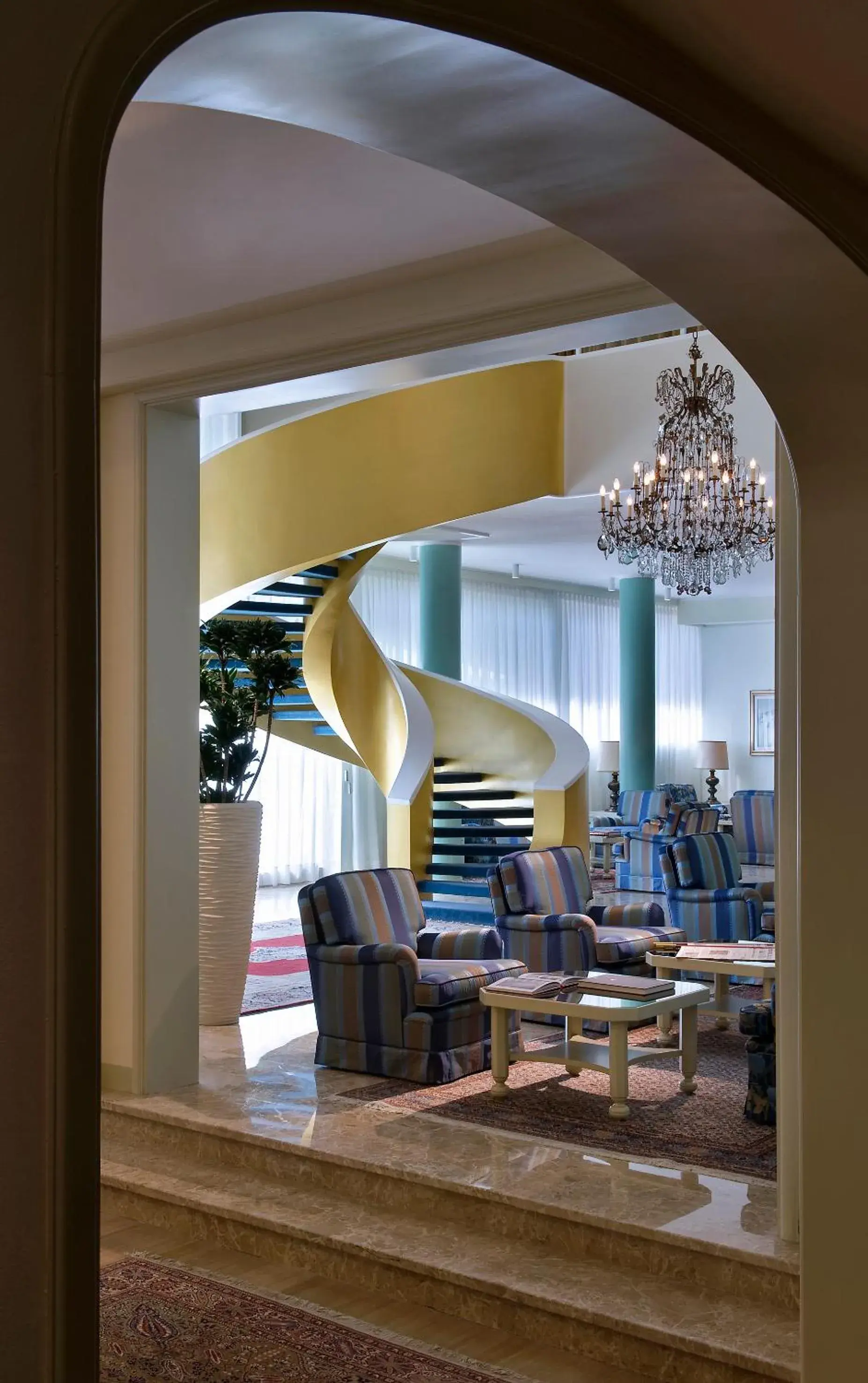 Lounge or bar in Hotel Bristol Buja Lounge or bar in Hotel Bristol Buja