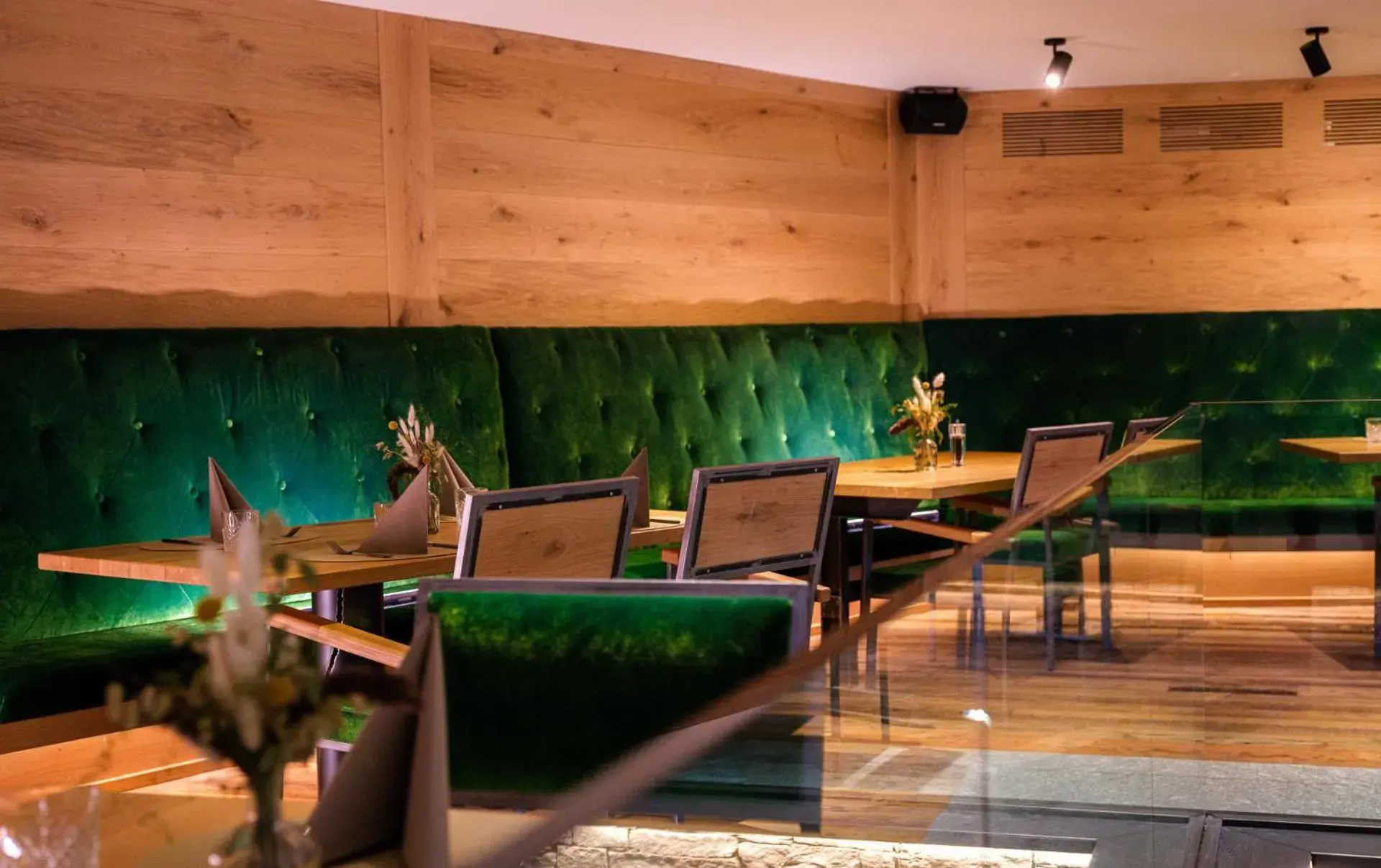 Restaurant/places to eat in Hotel Tannenhof Restaurant/places to eat in Hotel Tannenhof