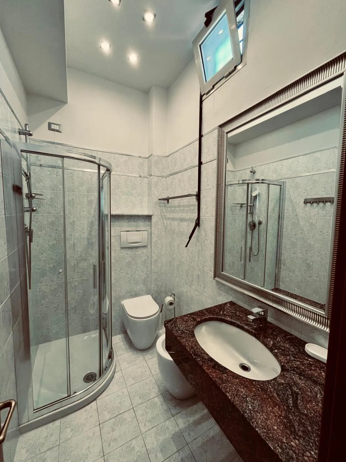 Bathroom in Hotel Alinari