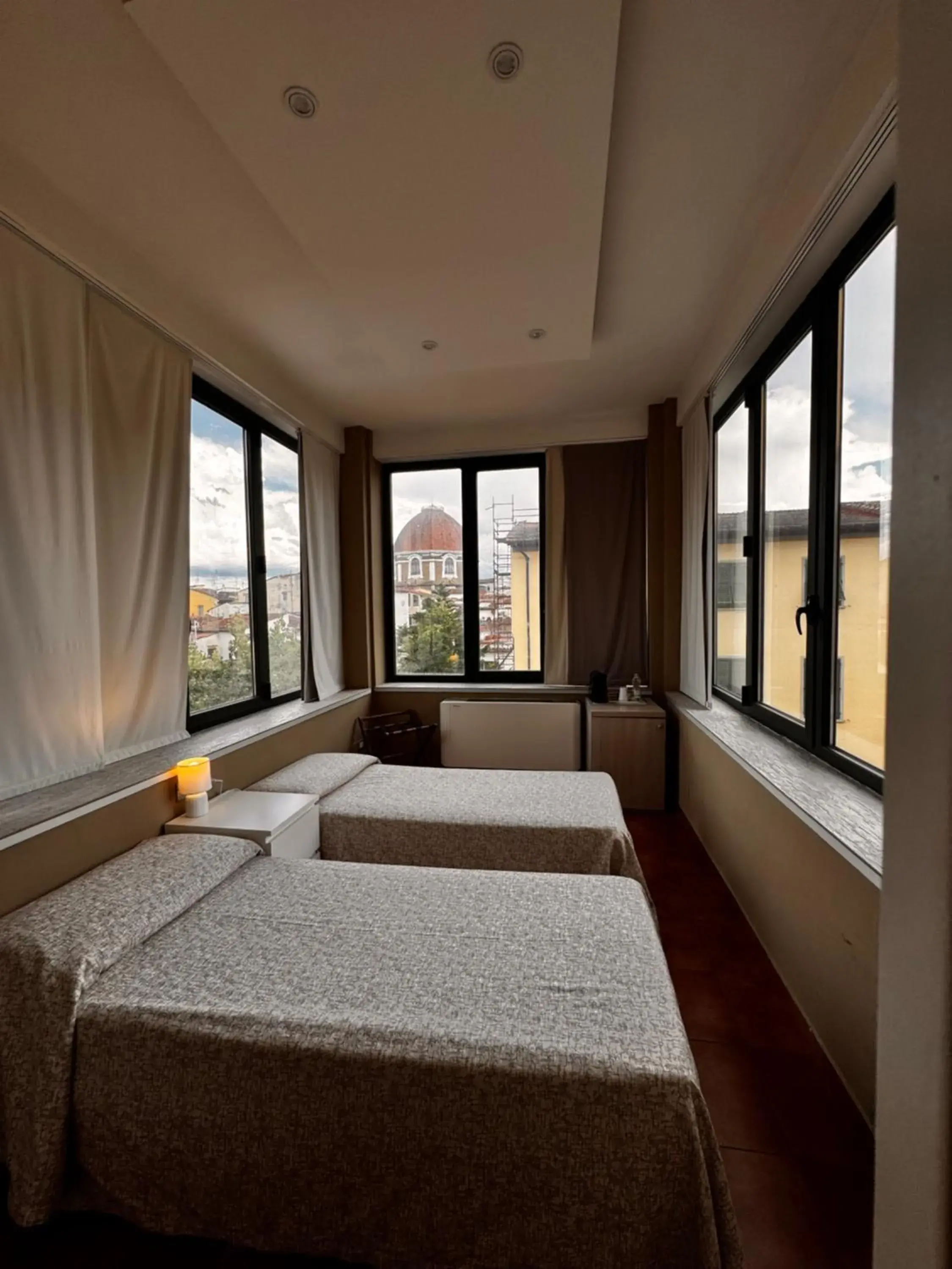 Bed in Hotel Alinari Bed in Hotel Alinari