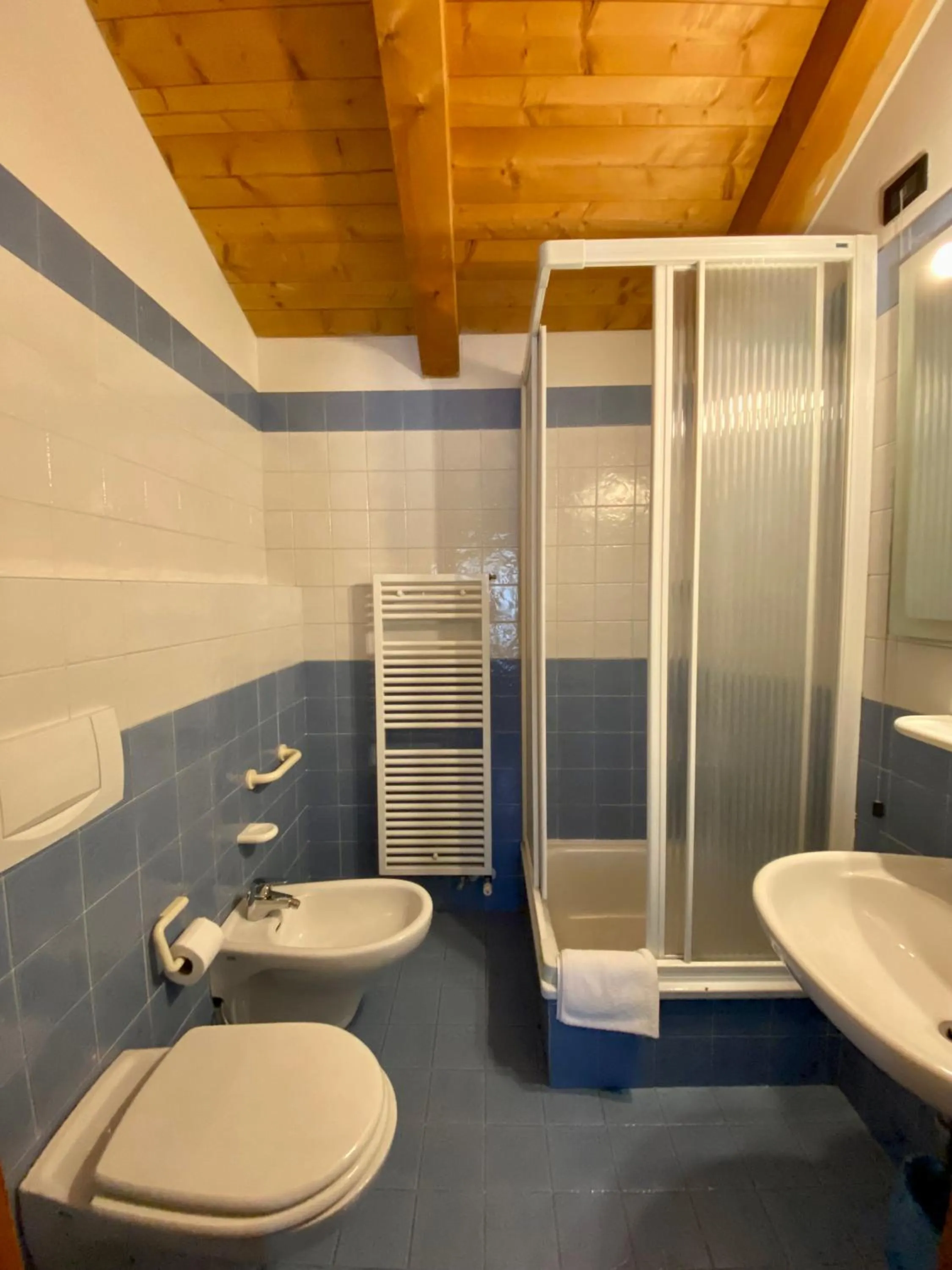 Bathroom in Contra' Contarini