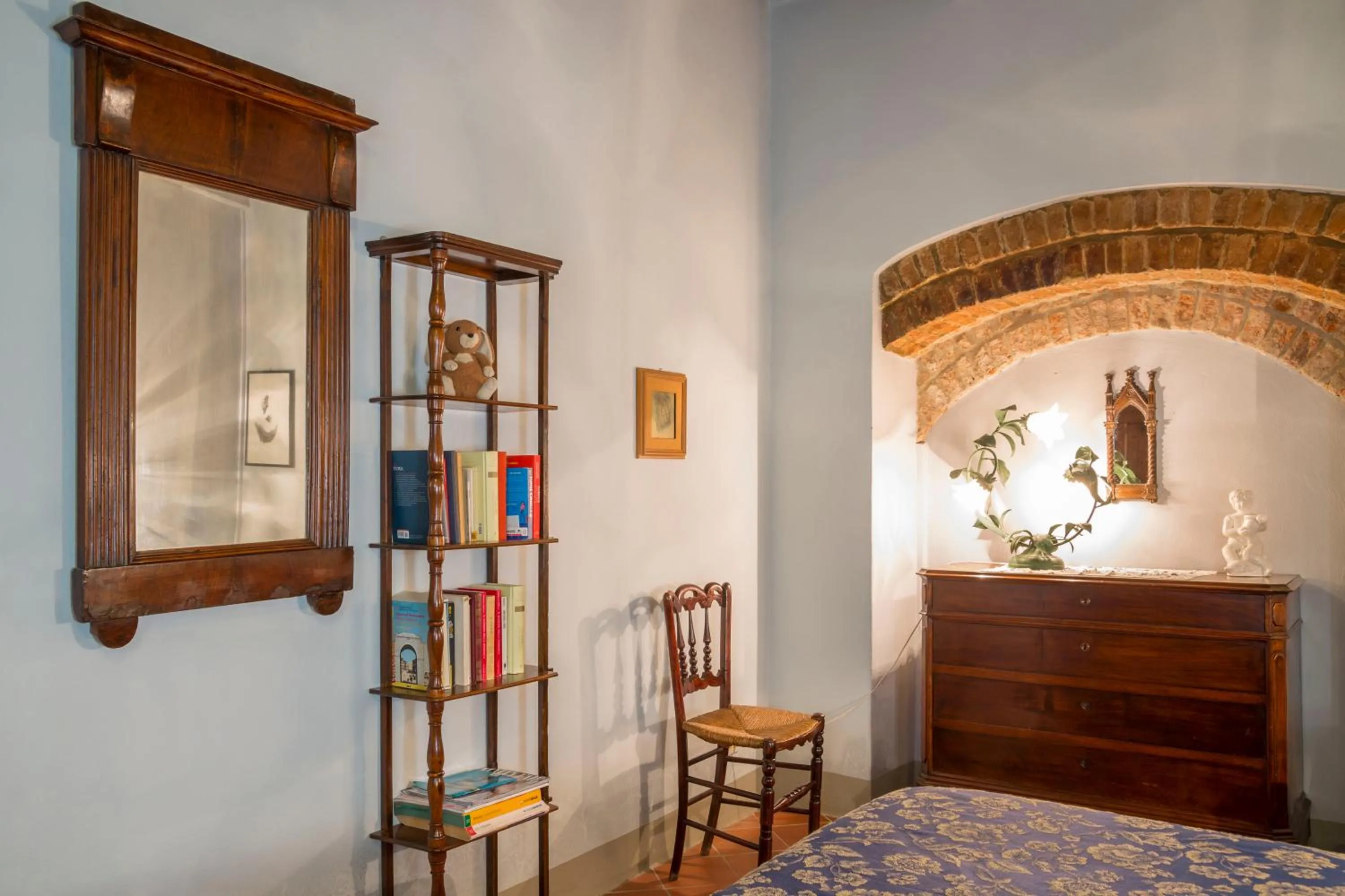 Decorative detail, Bed in Fattoria Il Milione Agriturismo