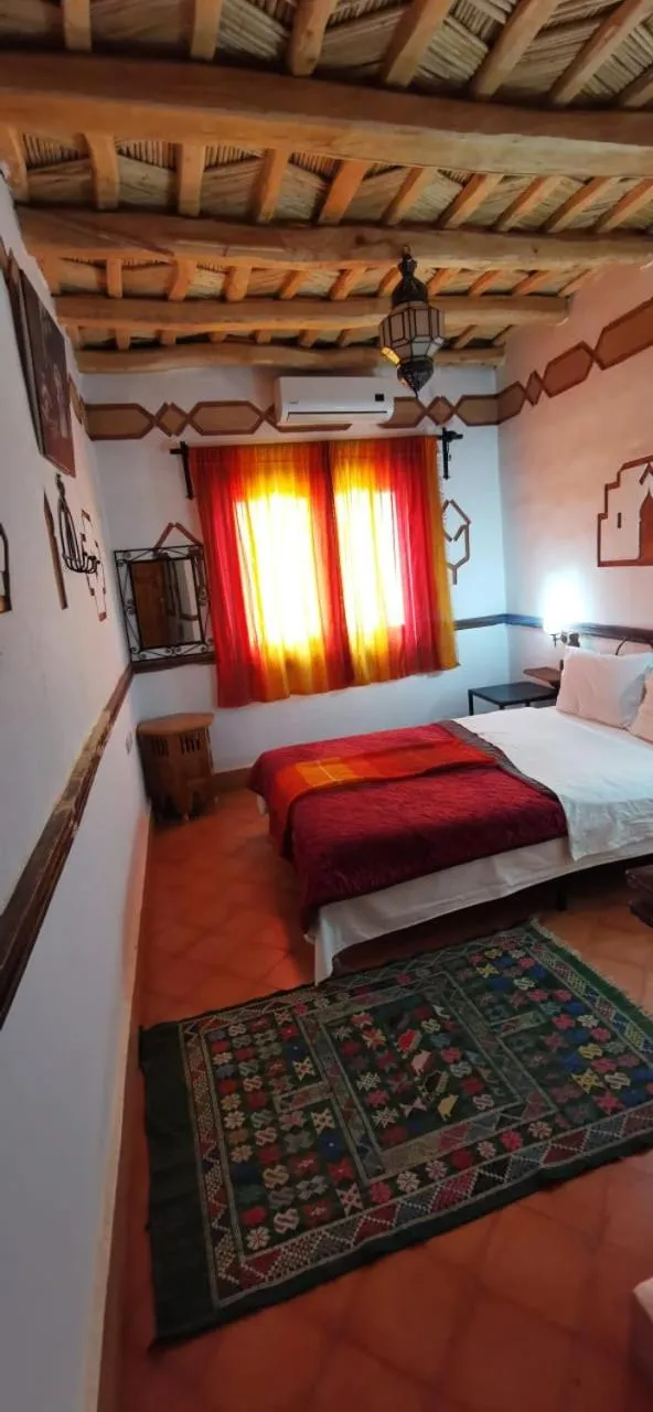 Standard Double Room with Fan in Auberge des peupliers Café Restaurant