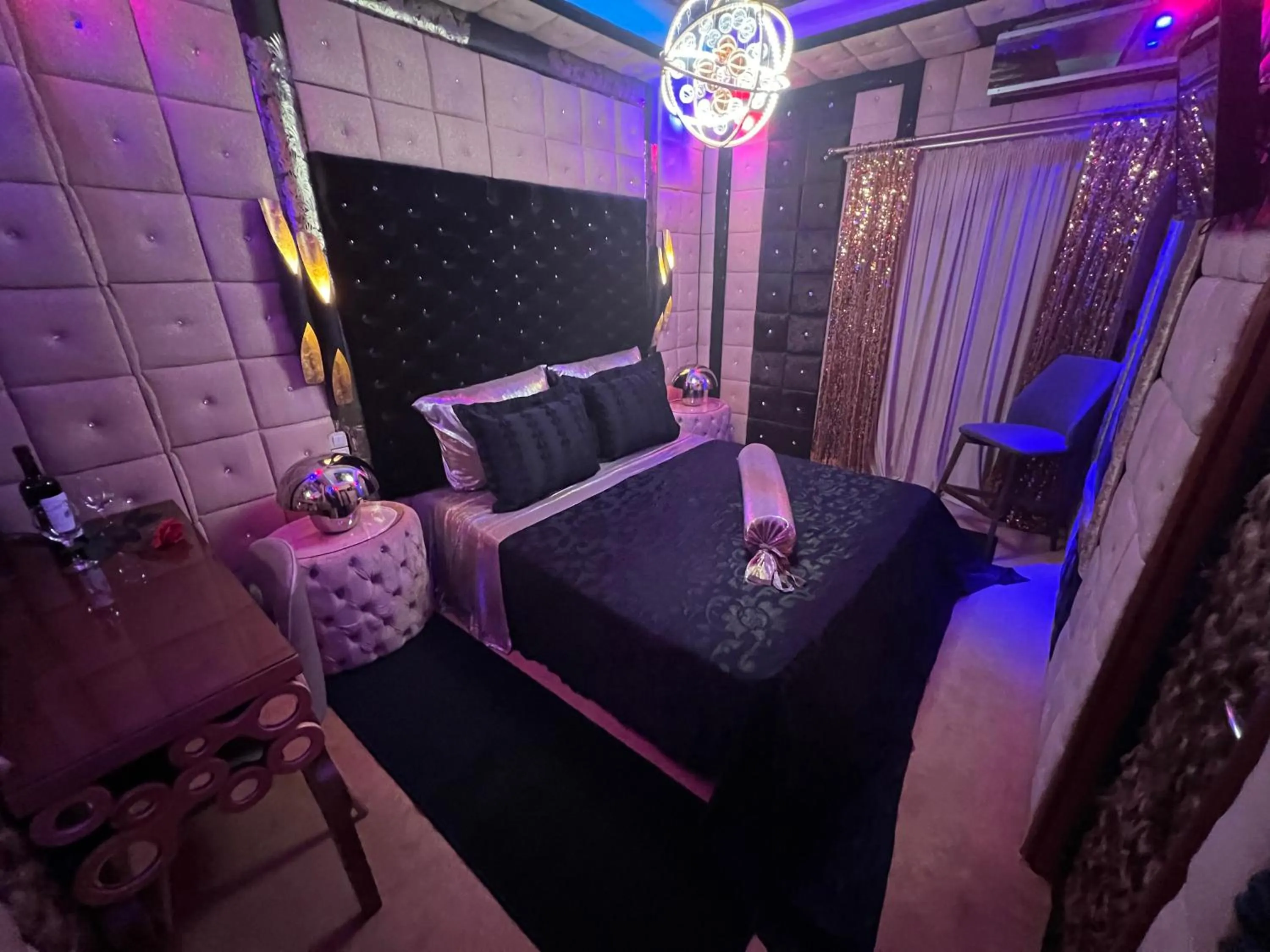 Photo of the whole room, Bed in Priamos Hotel Erato