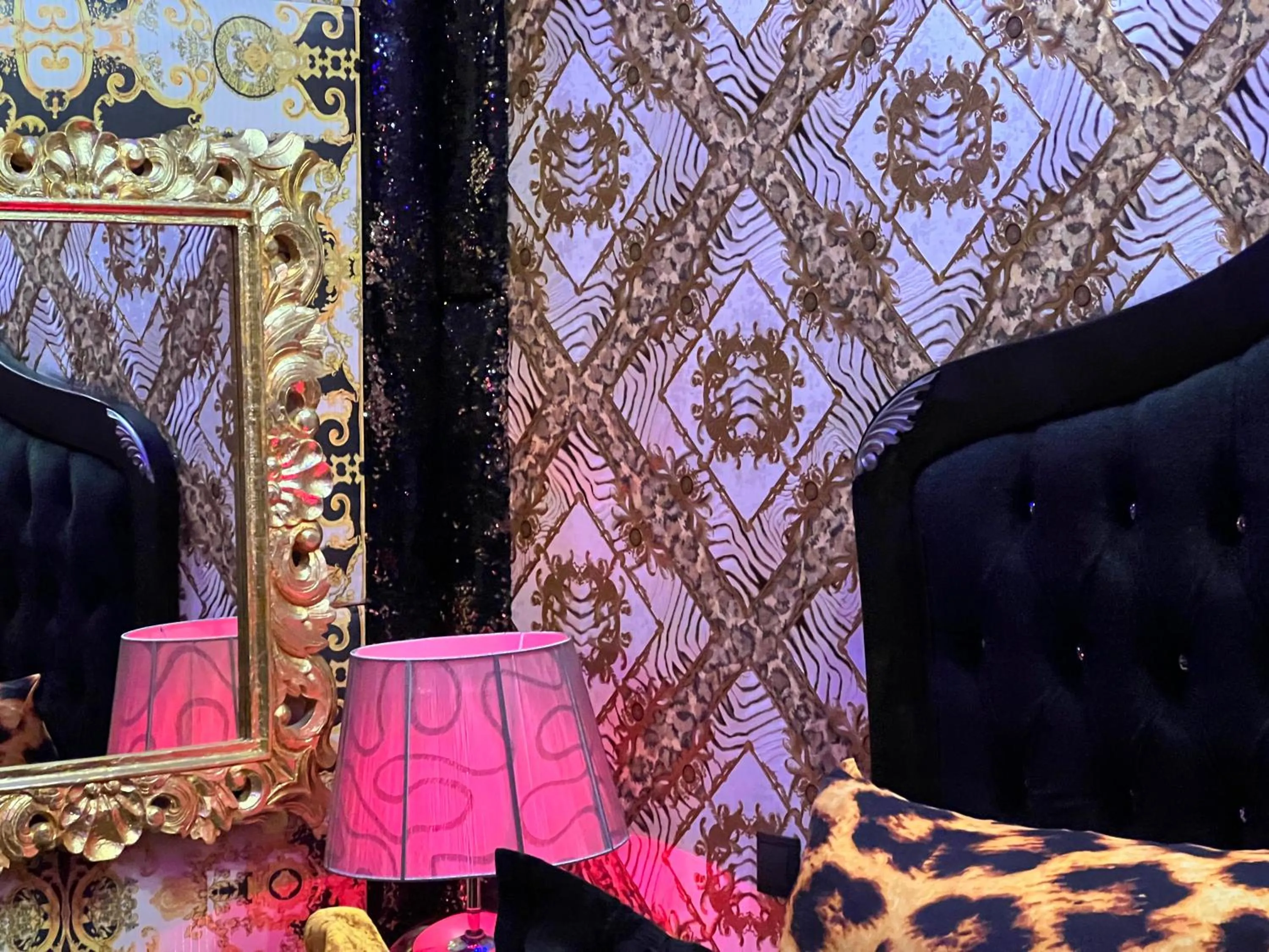 Decorative detail in Priamos Hotel Erato