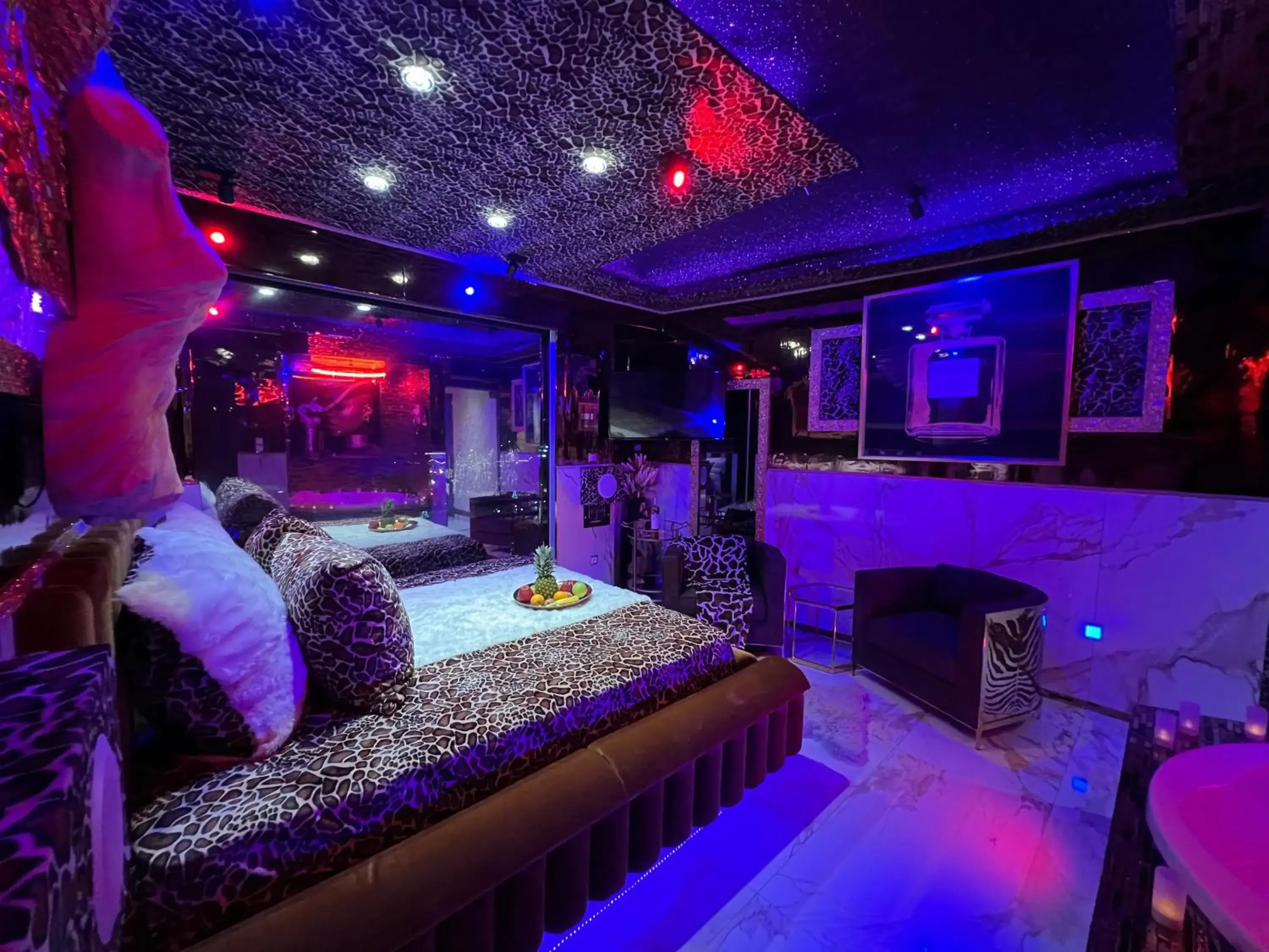 King Suite with Spa Bath in Priamos Hotel Erato King Suite with Spa Bath in Priamos Hotel Erato