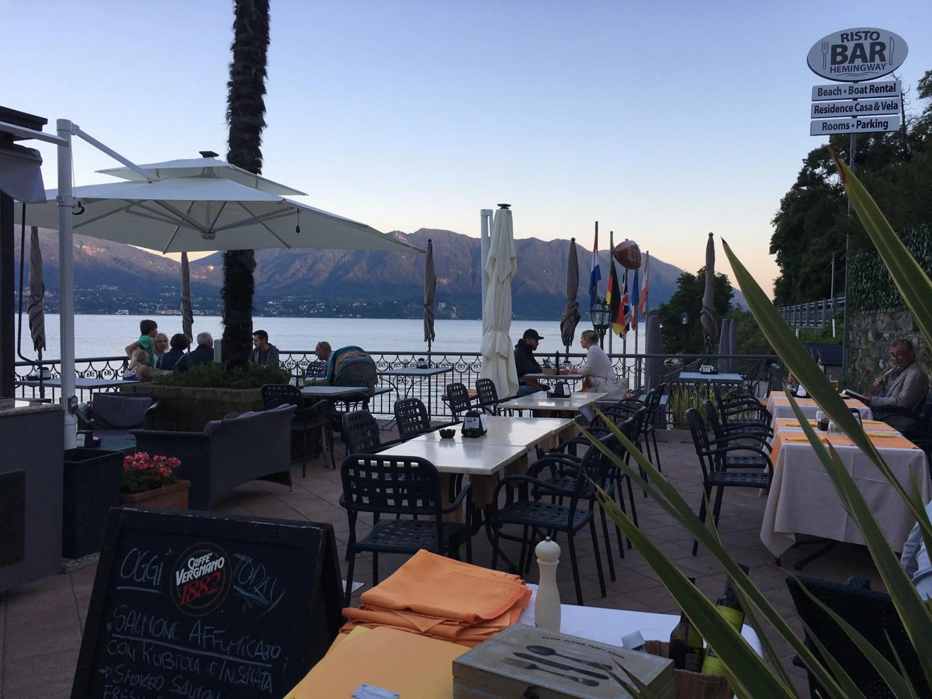 Restaurant/places to eat in Residence Casa e Vela