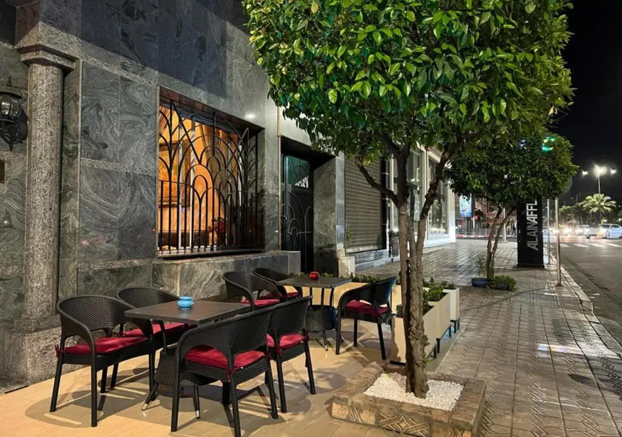 Balcony/Terrace, Restaurant/Places to Eat in Hotel Majorelle