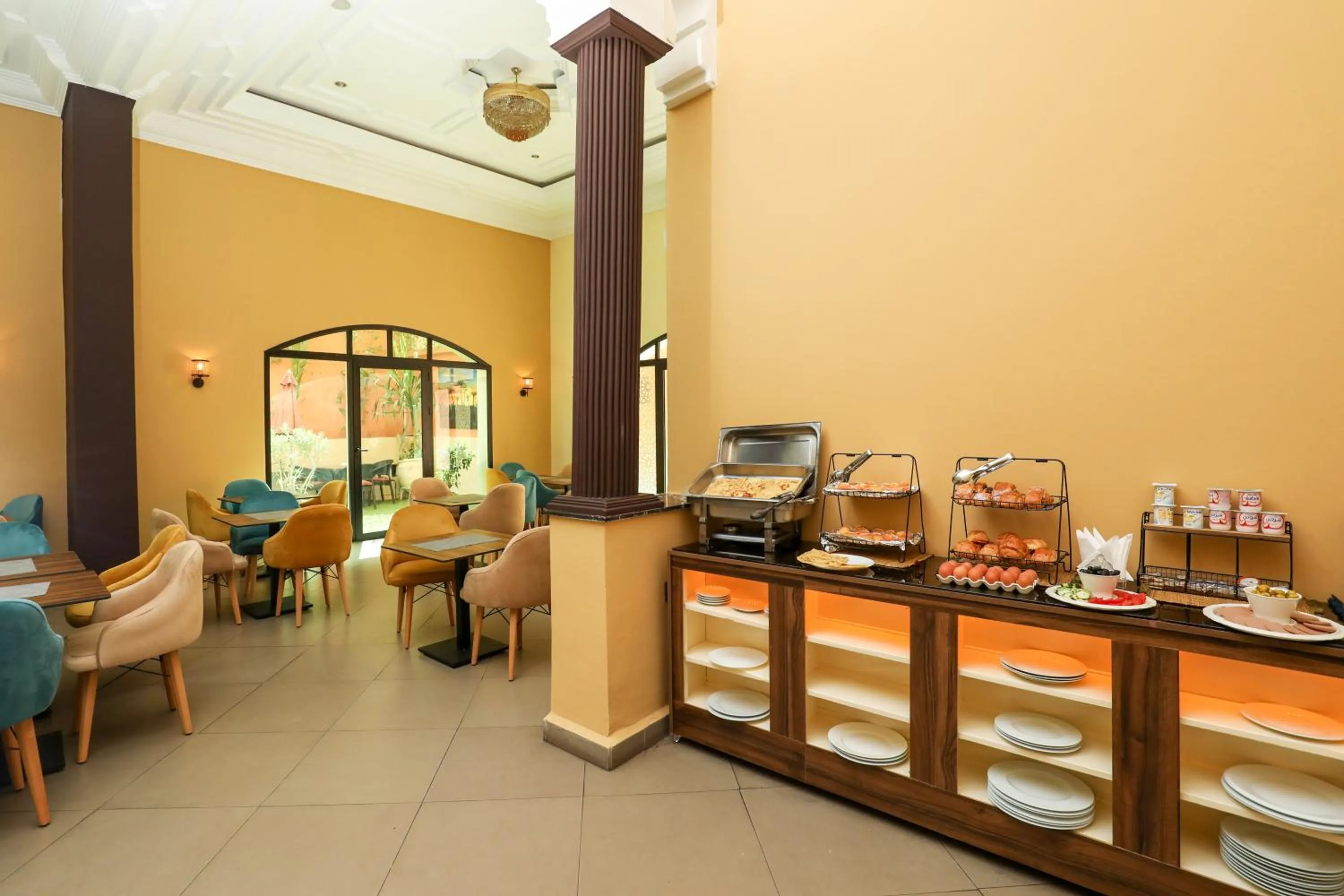 Restaurant/places to eat in Hotel Majorelle