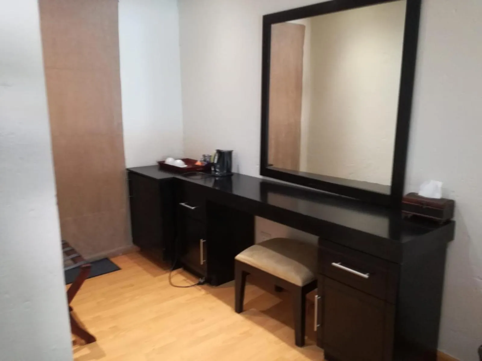 hair dresser in Cedar Rest Boutique Hotel