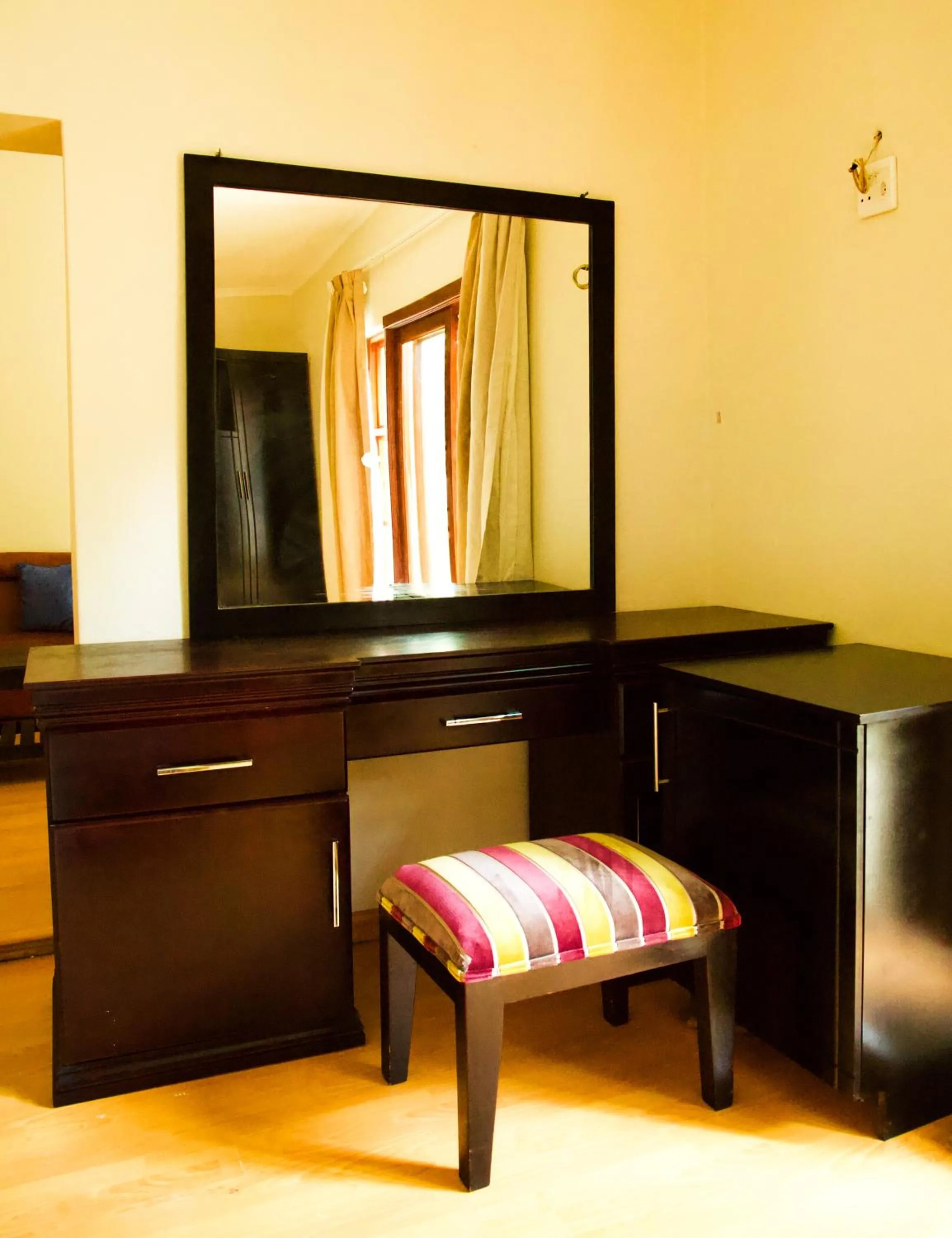 hair dresser in Cedar Rest Boutique Hotel