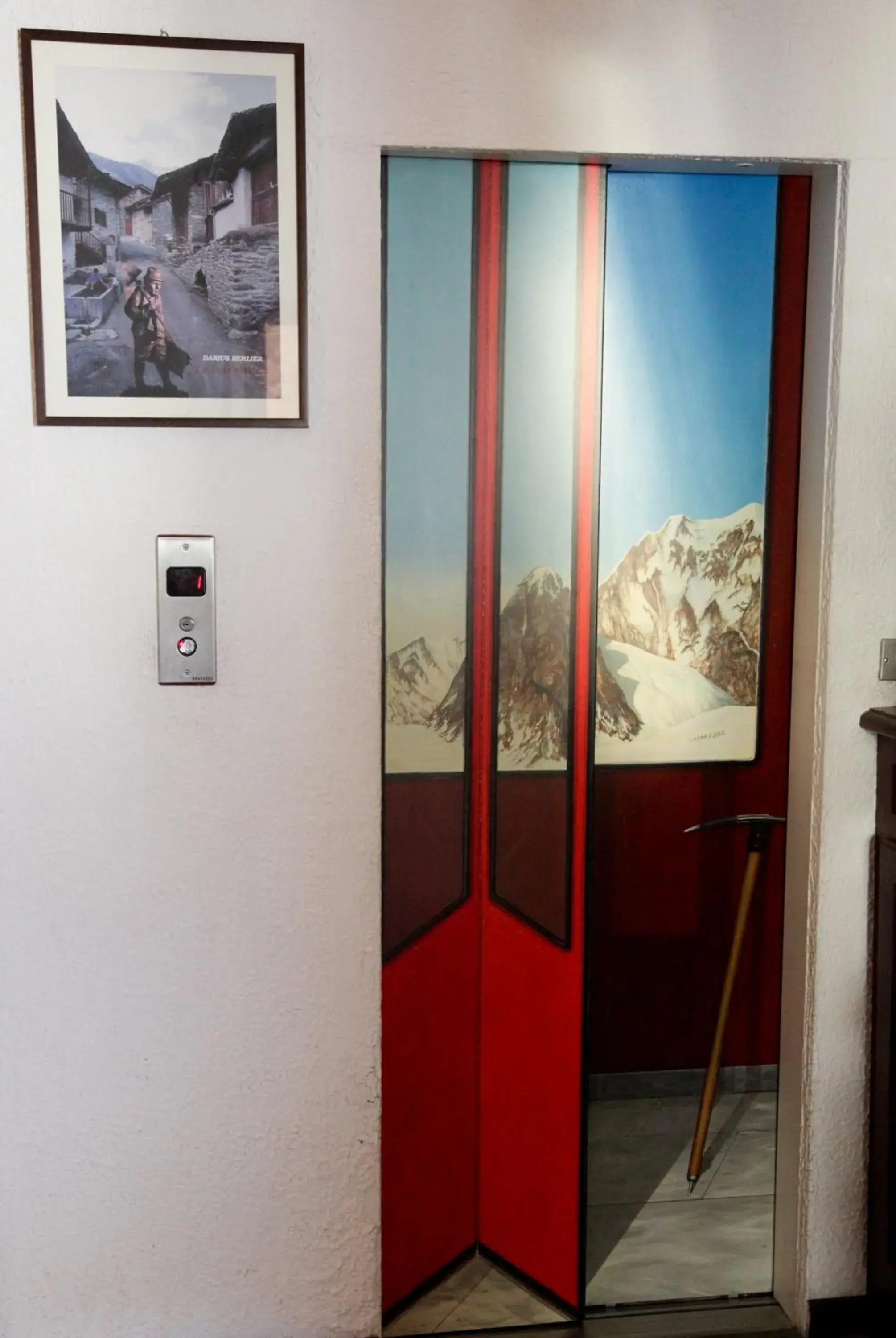 Lobby or reception in Hotel Berthod Lobby or reception in Hotel Berthod