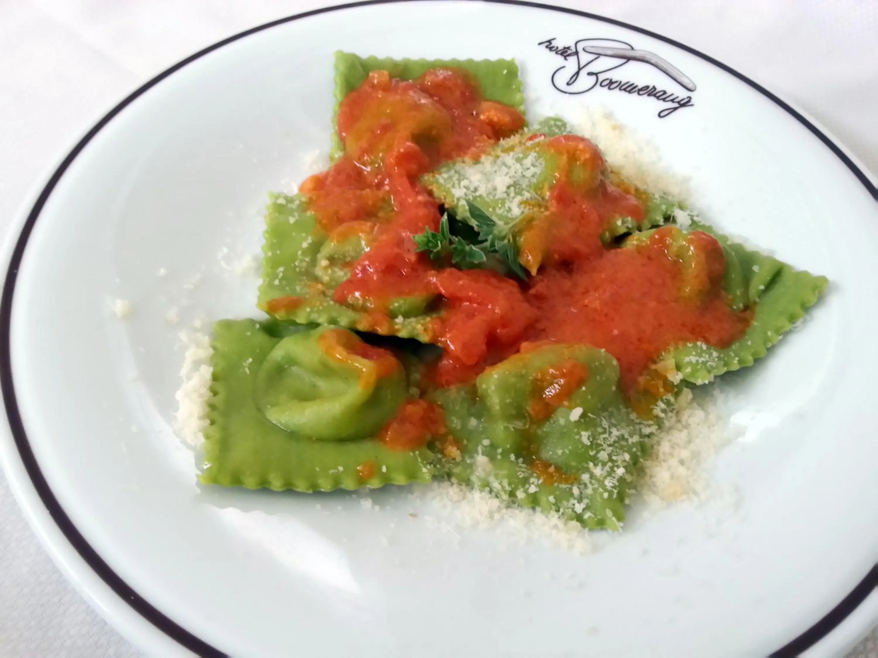 Food and drinks in Hotel Boomerang - Check-in & Meals in front at hotel Sporting