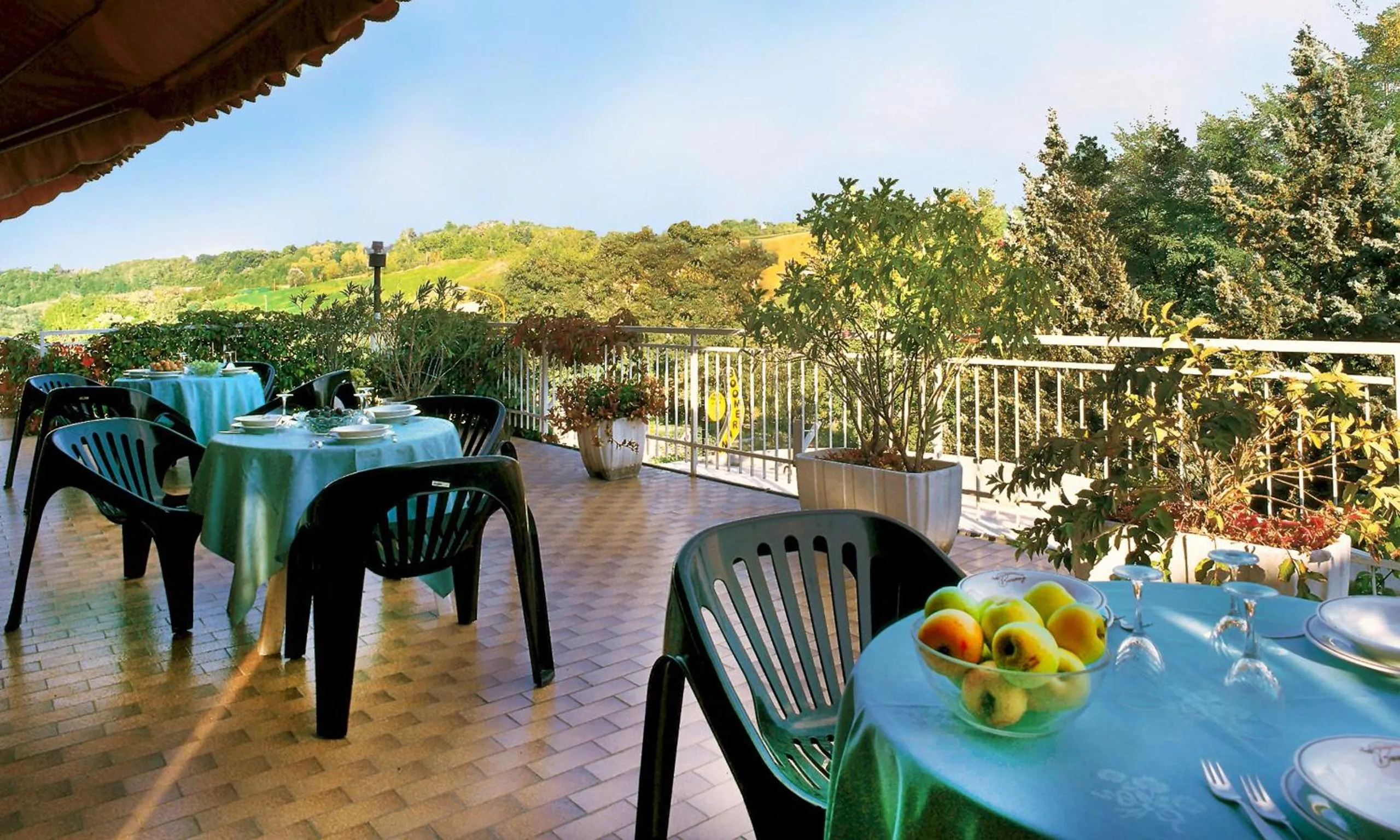 Balcony/Terrace in Hotel Boomerang - Check-in & Meals in front at hotel Sporting