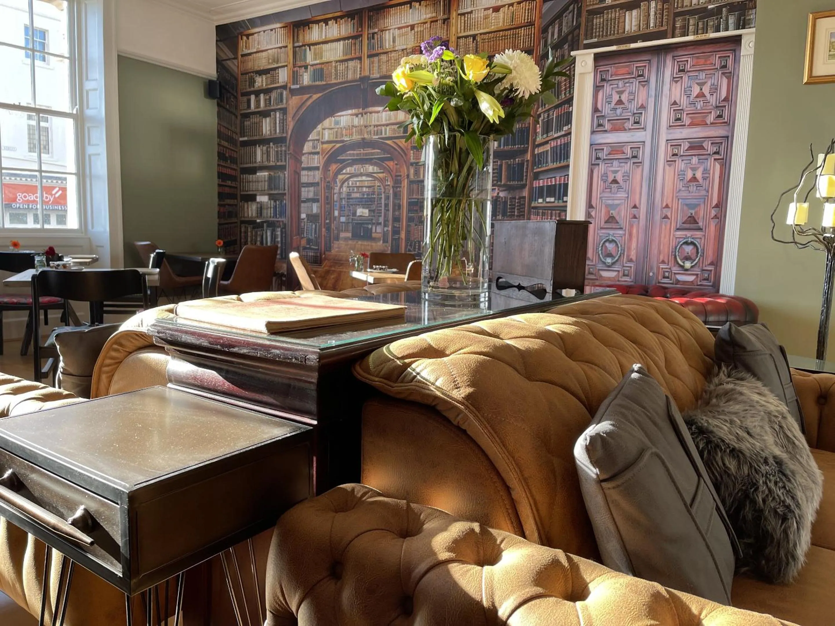 Living room in Chapter One