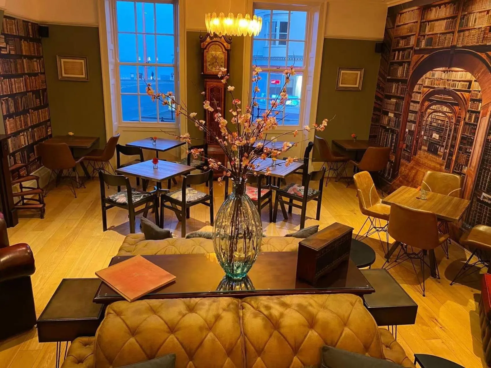 Lobby or reception in Chapter One