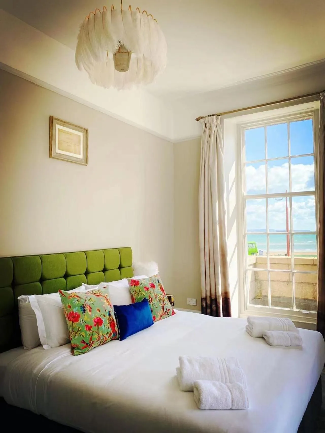 Bedroom, Bed in Chapter One